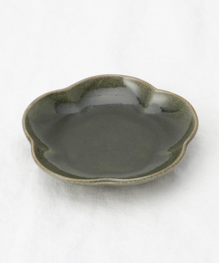 212 KITCHEN STORE ケイプ 梅形小皿 オリベグリーン トゥーワントゥーキッチンストア 食器・調理器具・..