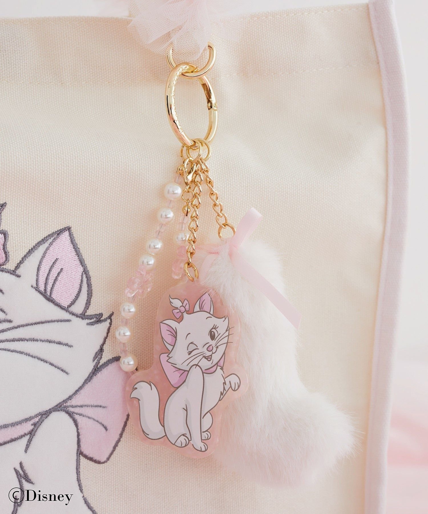 Maison de FLEUR Disney Marie/しっぽチャーム メゾン ド フルール アクセサリー・腕時計 その他のアクセサリー・腕時計 ピンク【送料無料】