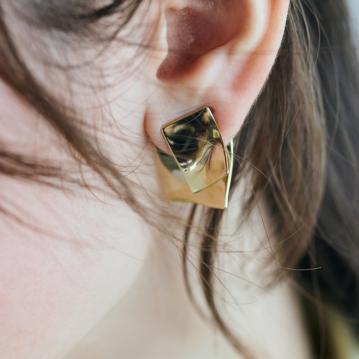 Audie a Muses メタルプレートピアス ローズティアラ アクセサリー・腕時計 ネックレス ゴールド【送料無料】
