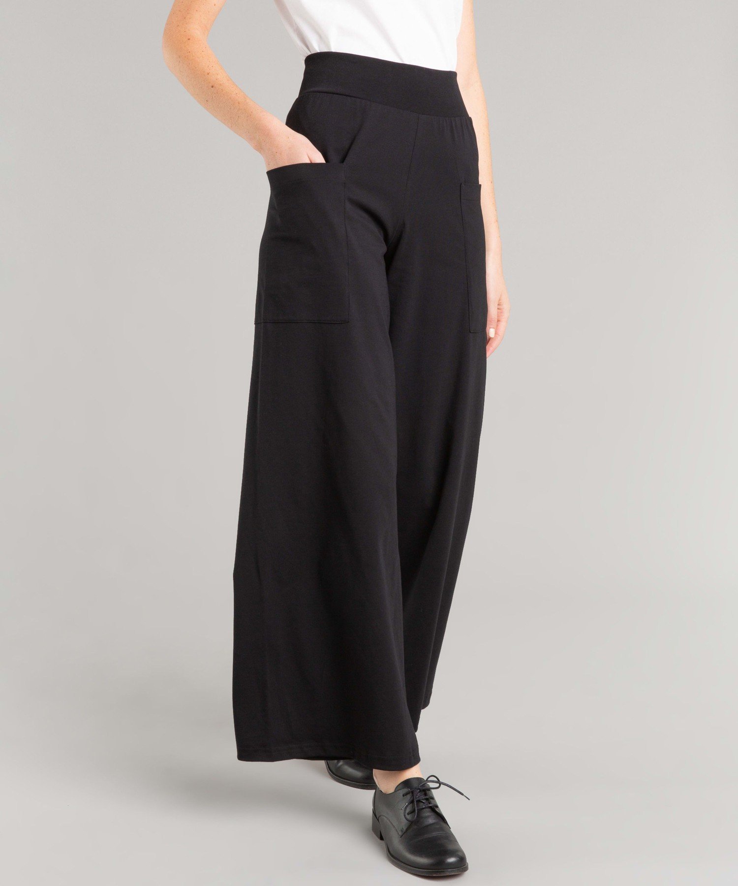 J000 PANTALON コットンワイドパンツ アニエスベー パンツ その他のパンツ ブラック
