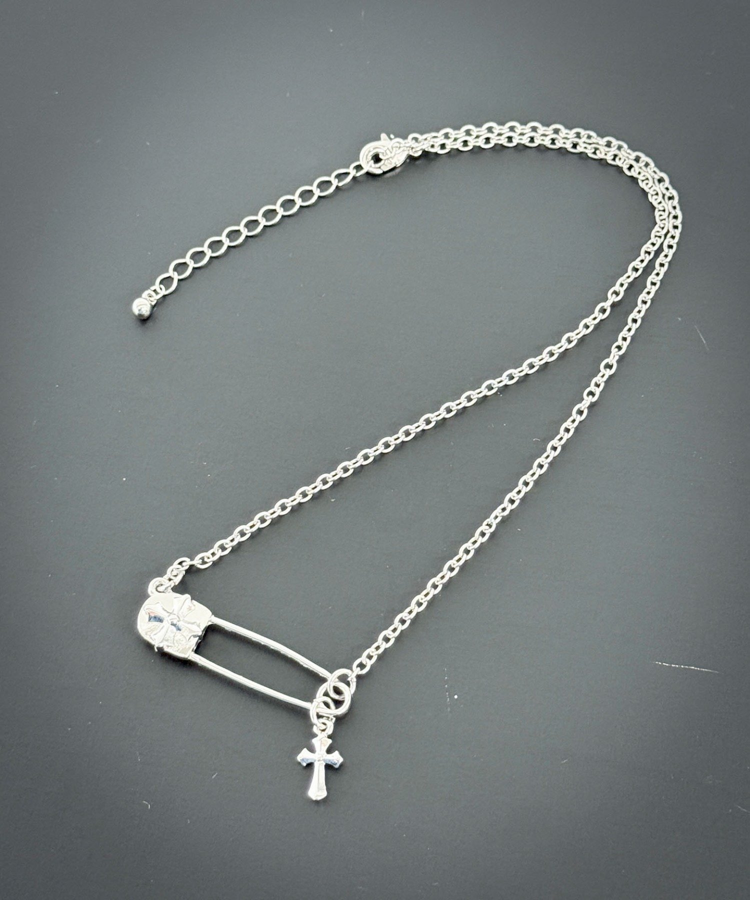 【SALE／57%OFF】WEGO LADY'S Lスセーフティピンモチーフネックレ ウィゴー アクセサリー・腕時計 ネックレス