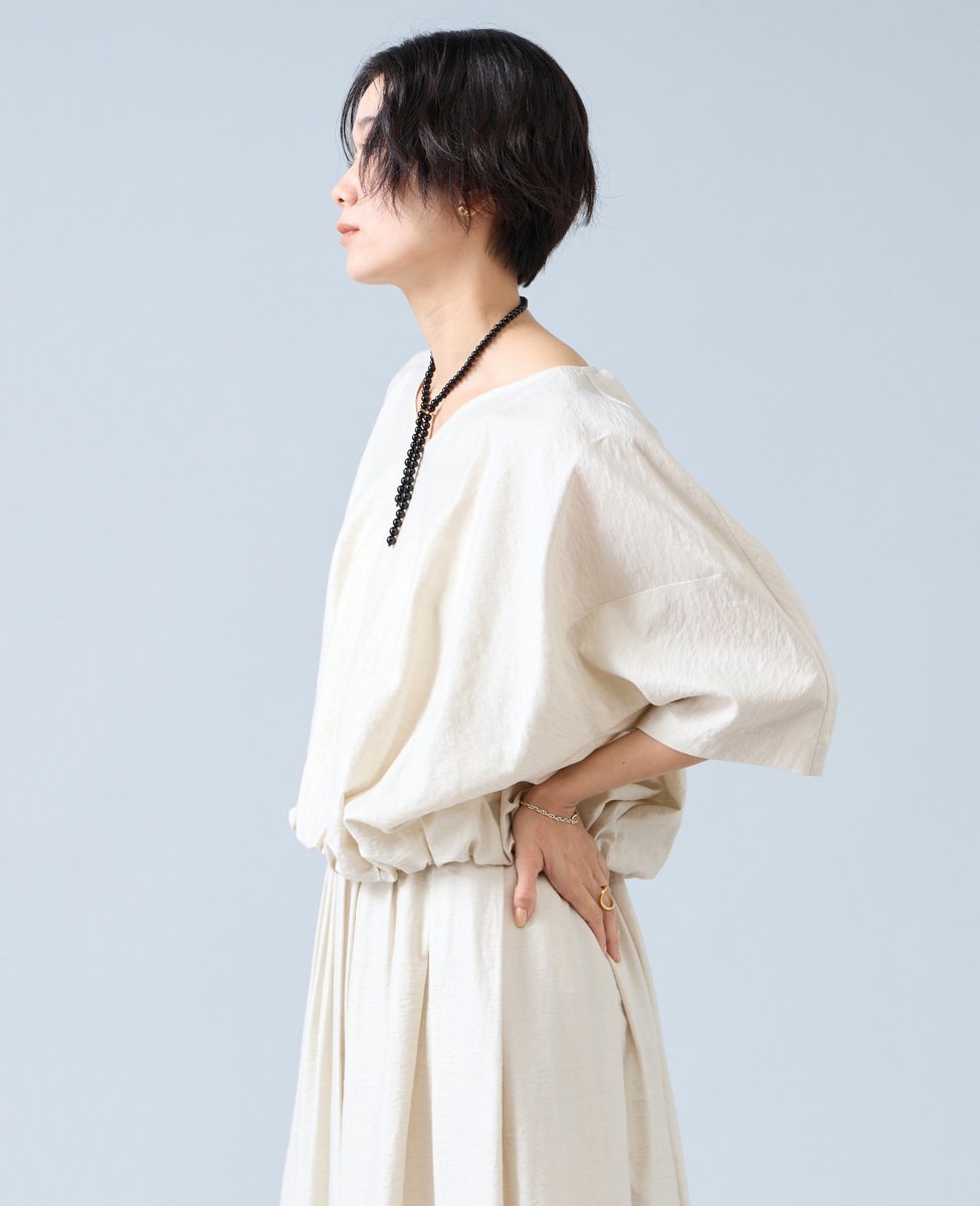 Liesse Vネックバルーンショートブラウス(セットアップ可) リエス トップス シャツ・ブラウス ブラック ホワイト