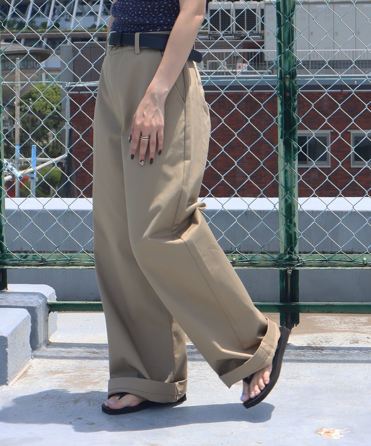UNIVERSAL OVERALL UNIVERSAL OVERALL WIDE STRAIGHT ワイドパンツ レディース ユニバーサルオーバーオール パンツ チノパンツ ネイビー