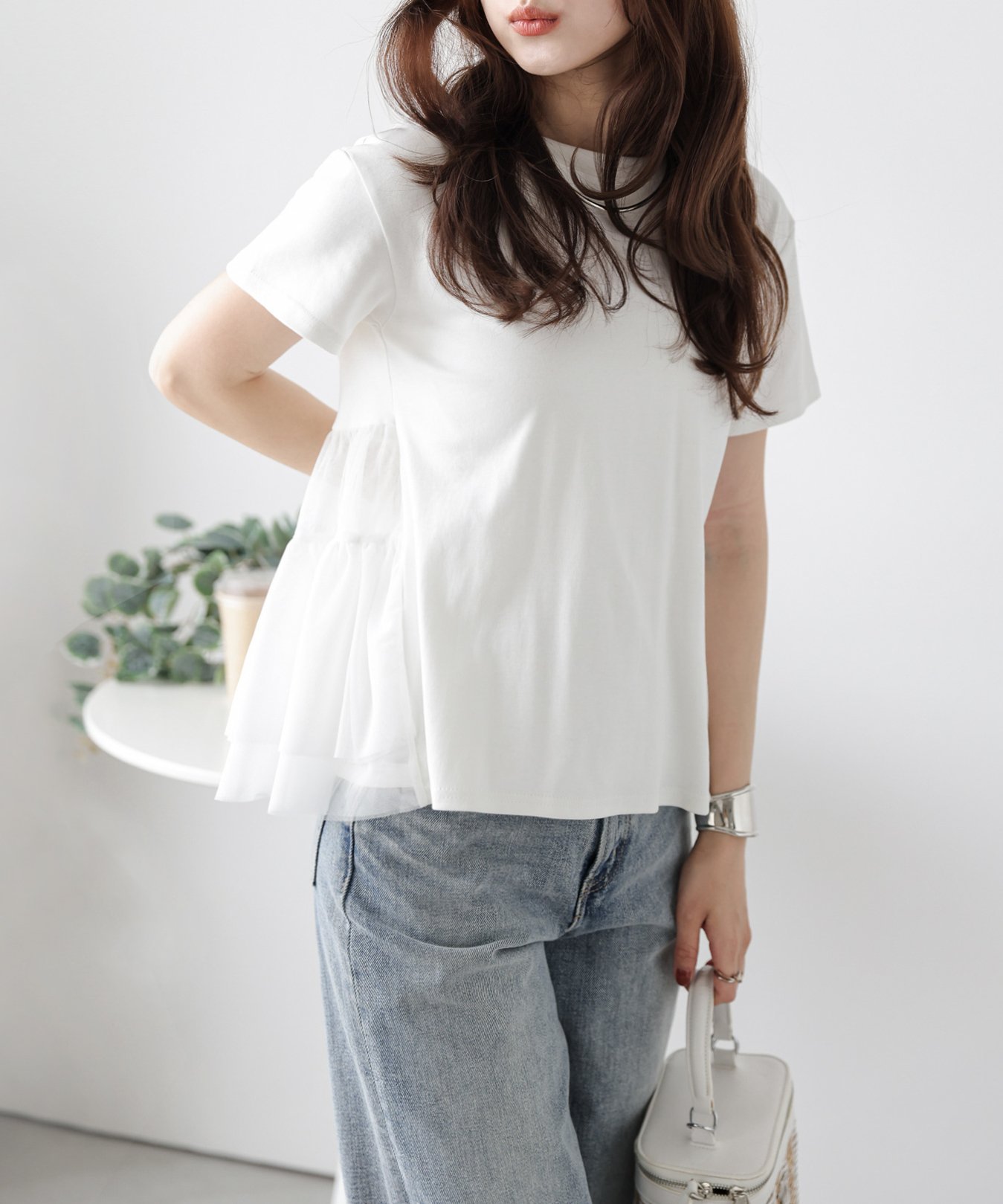 La-gemme バックシアーフリルTシャツ ラジュール トップス カットソー・Tシャツ ホワイト ブラック