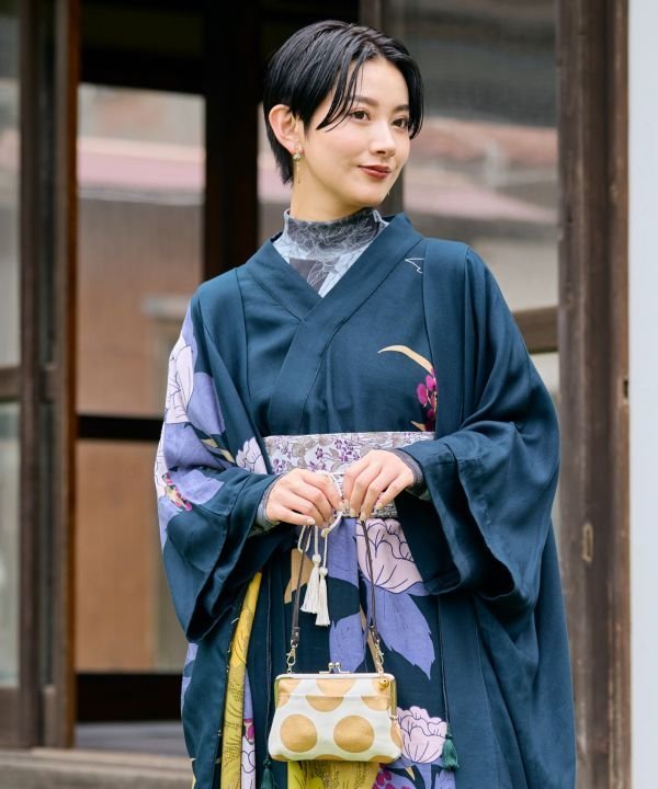 カヤ 【カヤ】花の趣インナー アミナコレクション トップス カットソー・Tシャツ ホワイト ブラック