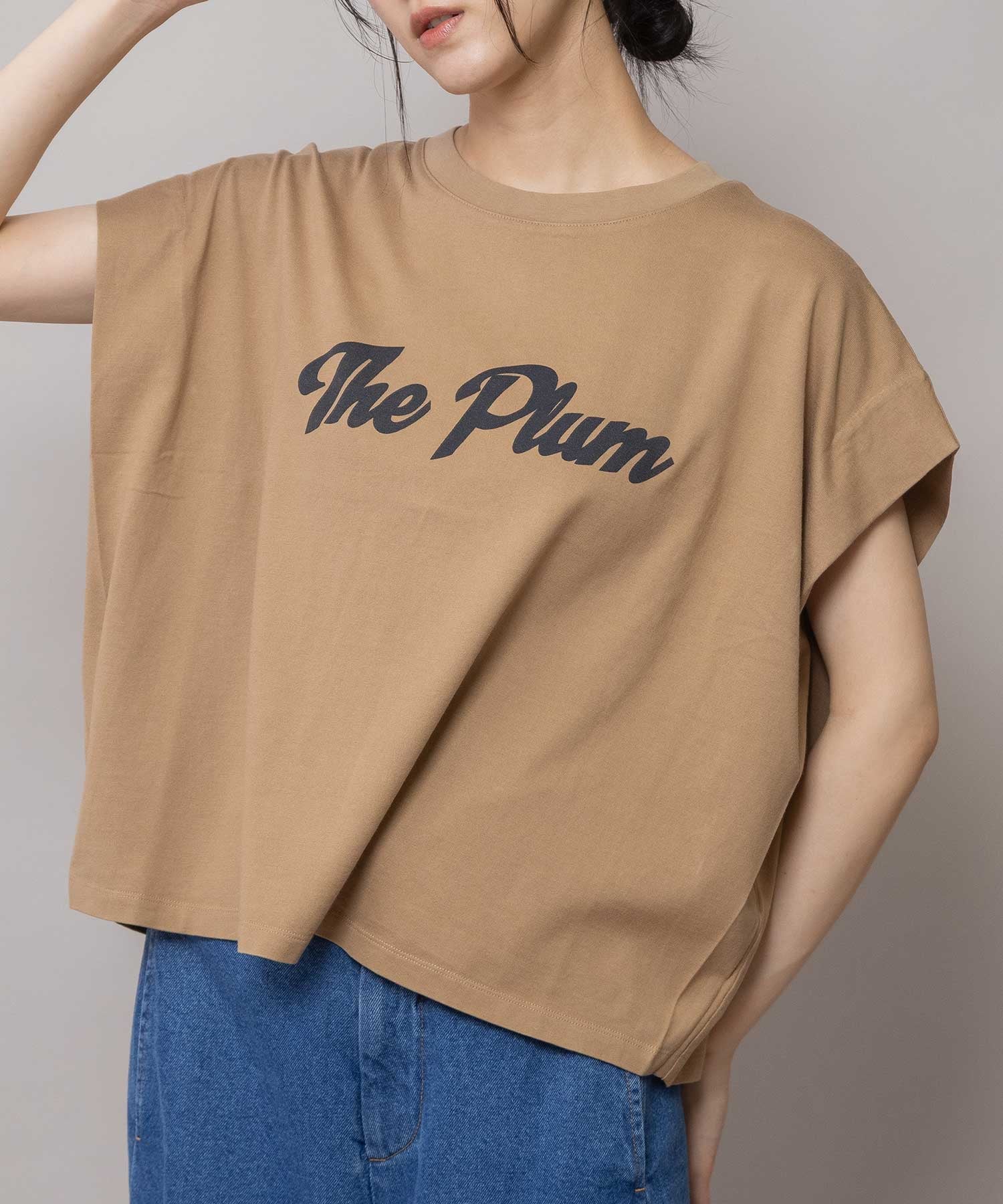 "The Plum"ロゴプリントタックスリーブTシャツ ミューニック トップス カットソー・Tシャツ グレー