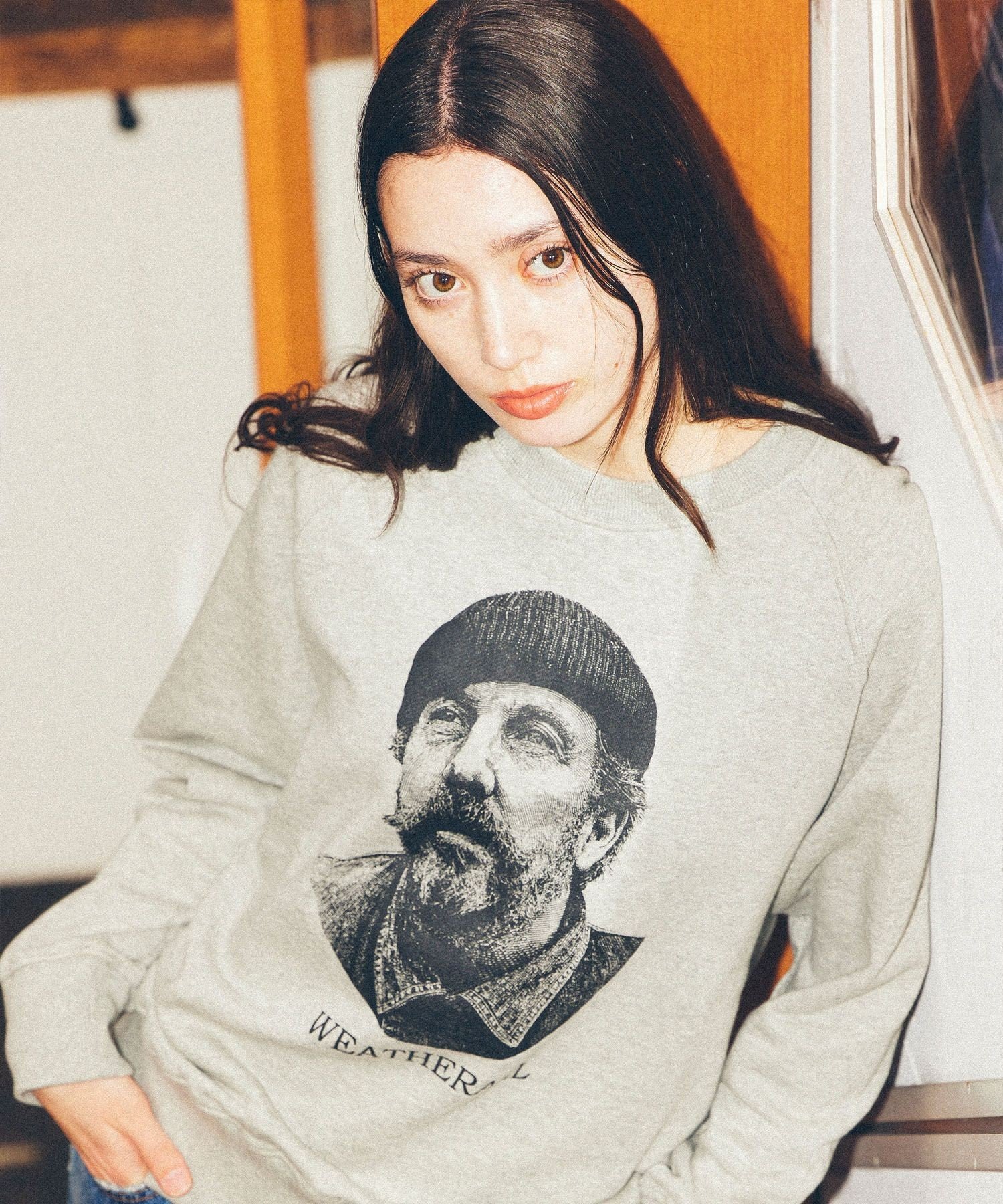 bonjour records The Salvages/ザ・サルヴェージズ Andrew Weatherall AW60 Raglan Crewneck Sweat ボンジュールレコード トップス スウェット・トレーナー ブラック グレー【送料無料】