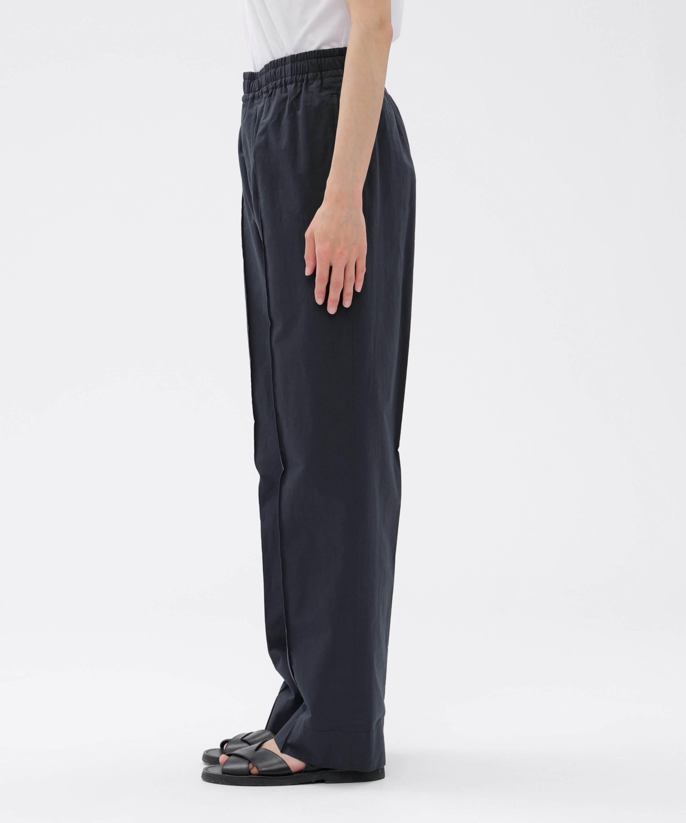 MARGARET HOWELL LIGHT COTTON TWILL TROUSERS マーガレット・ハウエル パンツ その他のパンツ ホワイト