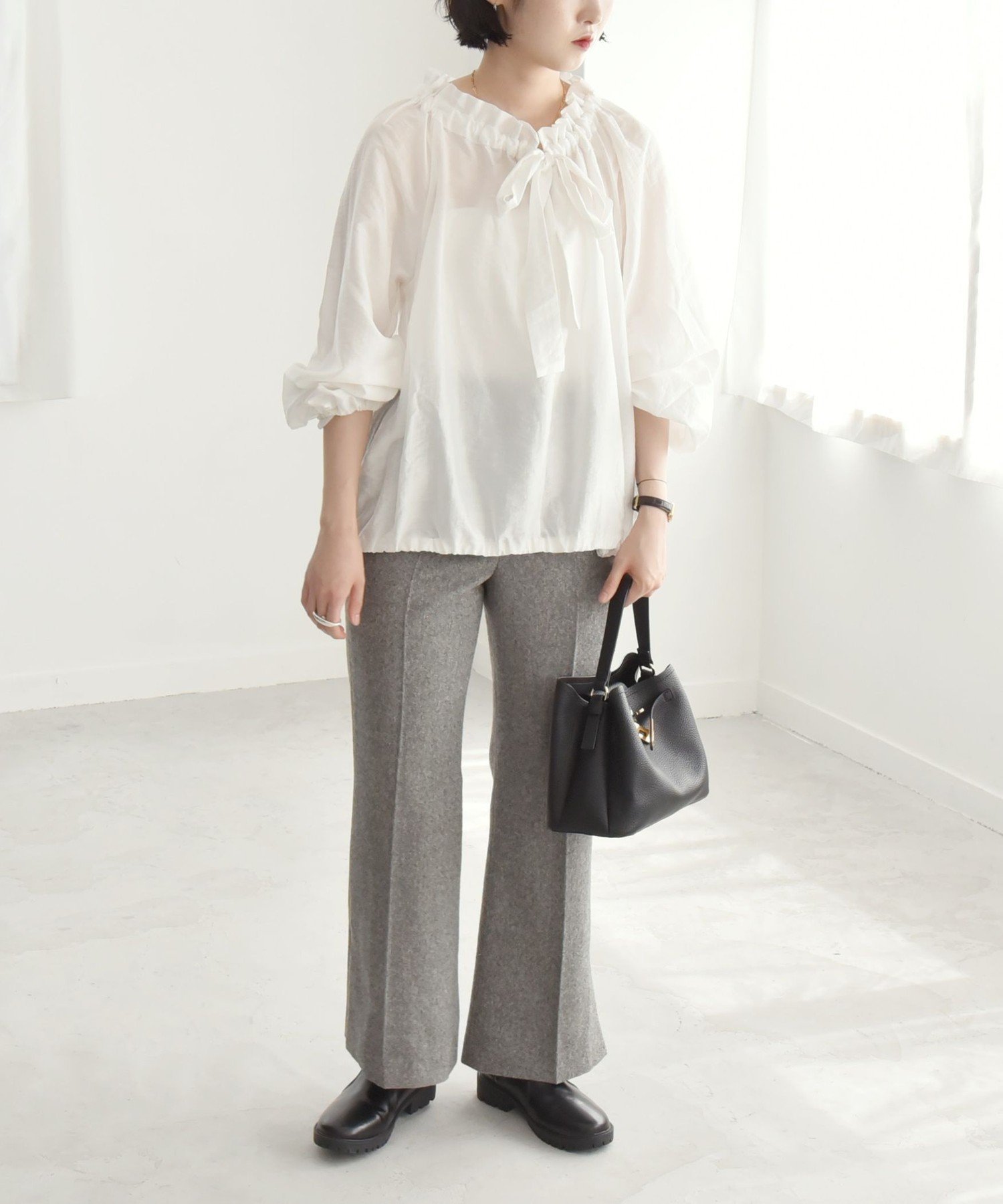 【SALE／60%OFF】quaranciel quaranciel:＜洗濯機可能＞ポリエステル サージ セミ フレア パンツ シップス パンツ その他のパンツ ネイビー グレー【送料無料】