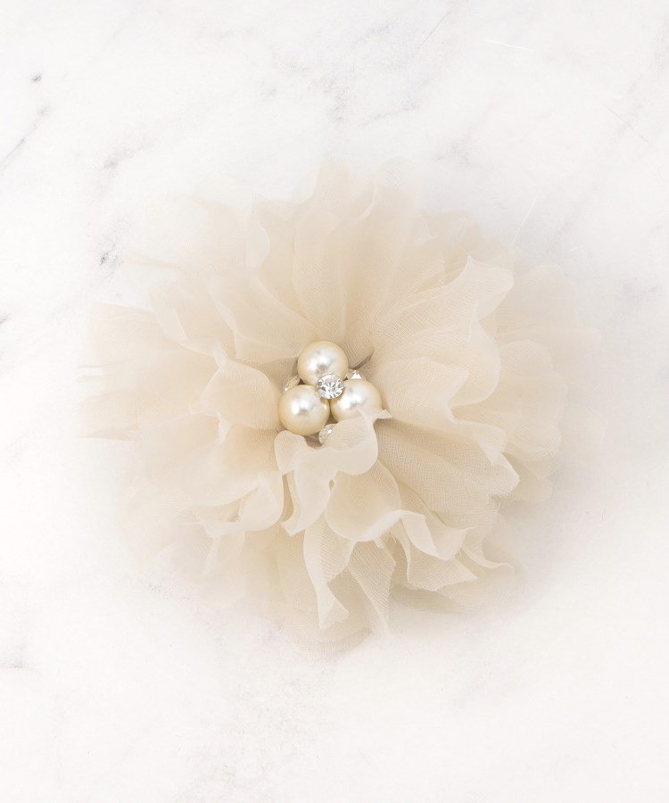 【SALE／50%OFF】Dessin 【入卒/セレモニー】パール調シフォンコサージュ デッサン アクセサリー・腕時計 ブローチ・コサージュ・バッジ グレー ホワイト ネイビー