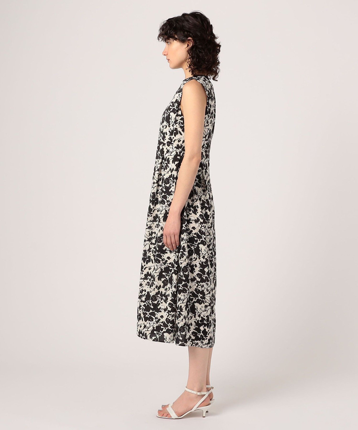 Ballsey モノクロームフラワープリント スキッパーカラーワンピース トゥモローランド ワンピース・ドレス ワンピース ブラック【送料無料】