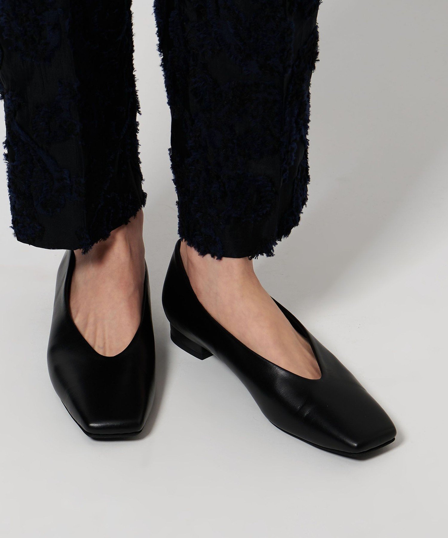 UNITED ARROWS スクエア フラット パンプス ユナイテッドアローズ シューズ・靴 パンプス ブラック ホワイト【送料無料】