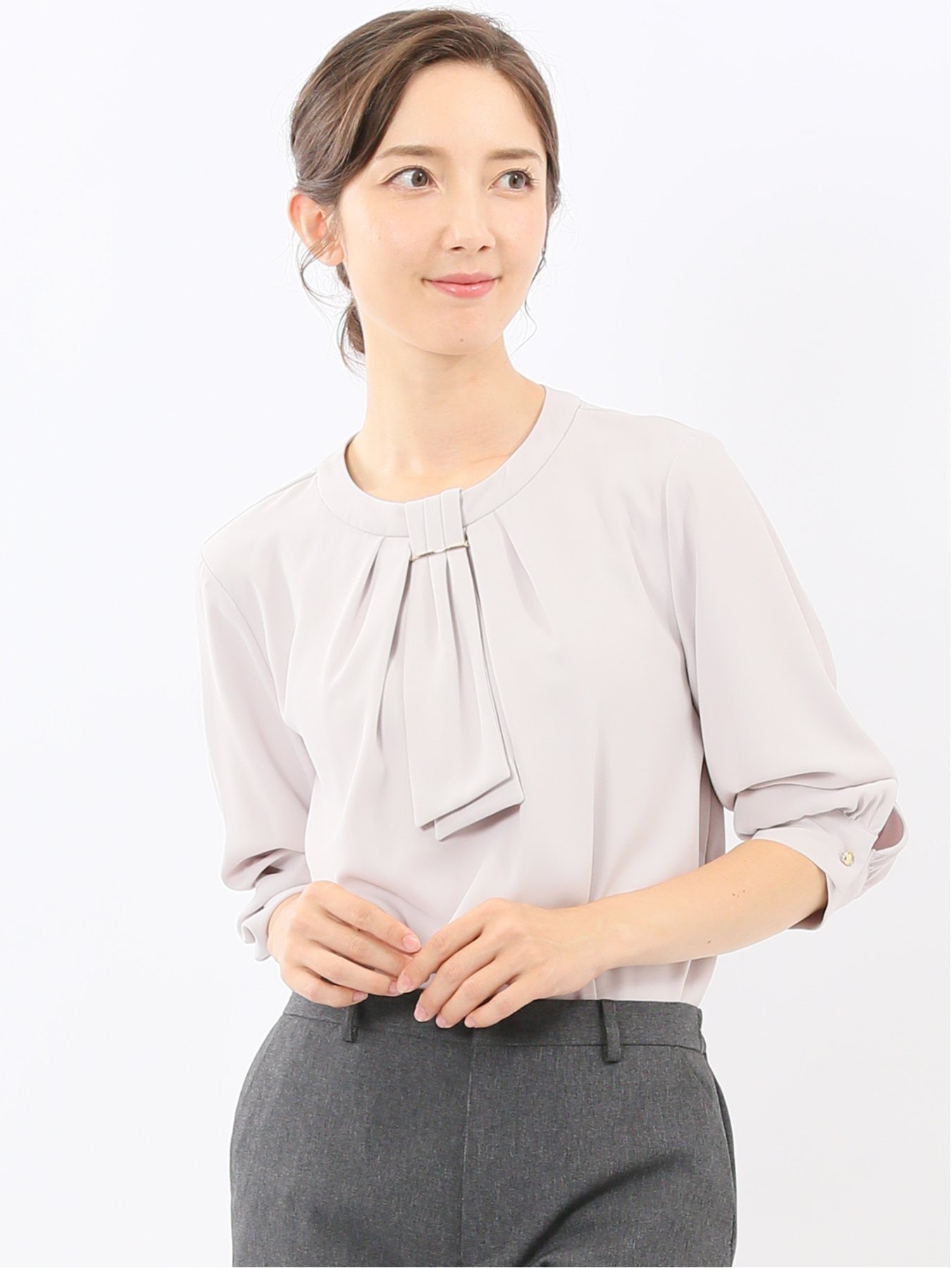 【SALE／20%OFF】m.f.editorial 金具付きボウタイ風 長袖プルオーバーブラウス タカキュー トップス シャツ・ブラウス ベージュ ホワイト ピンク【送料無料】