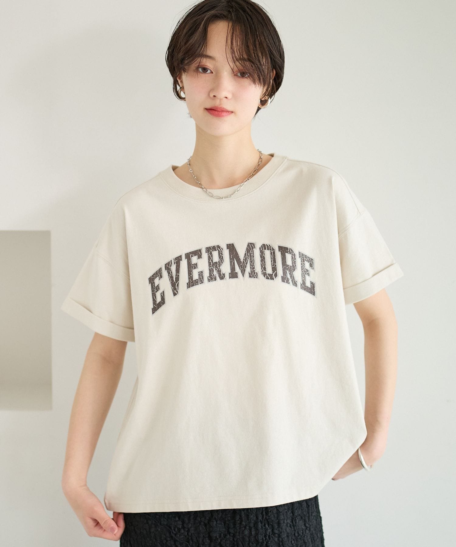 [ヴィンテージ感のある風合い]ピグメントロゴ半袖Tシャツ ベイフロー トップス カットソー・Tシャツ ブルー ブラウン ホワイト グレー オレンジ