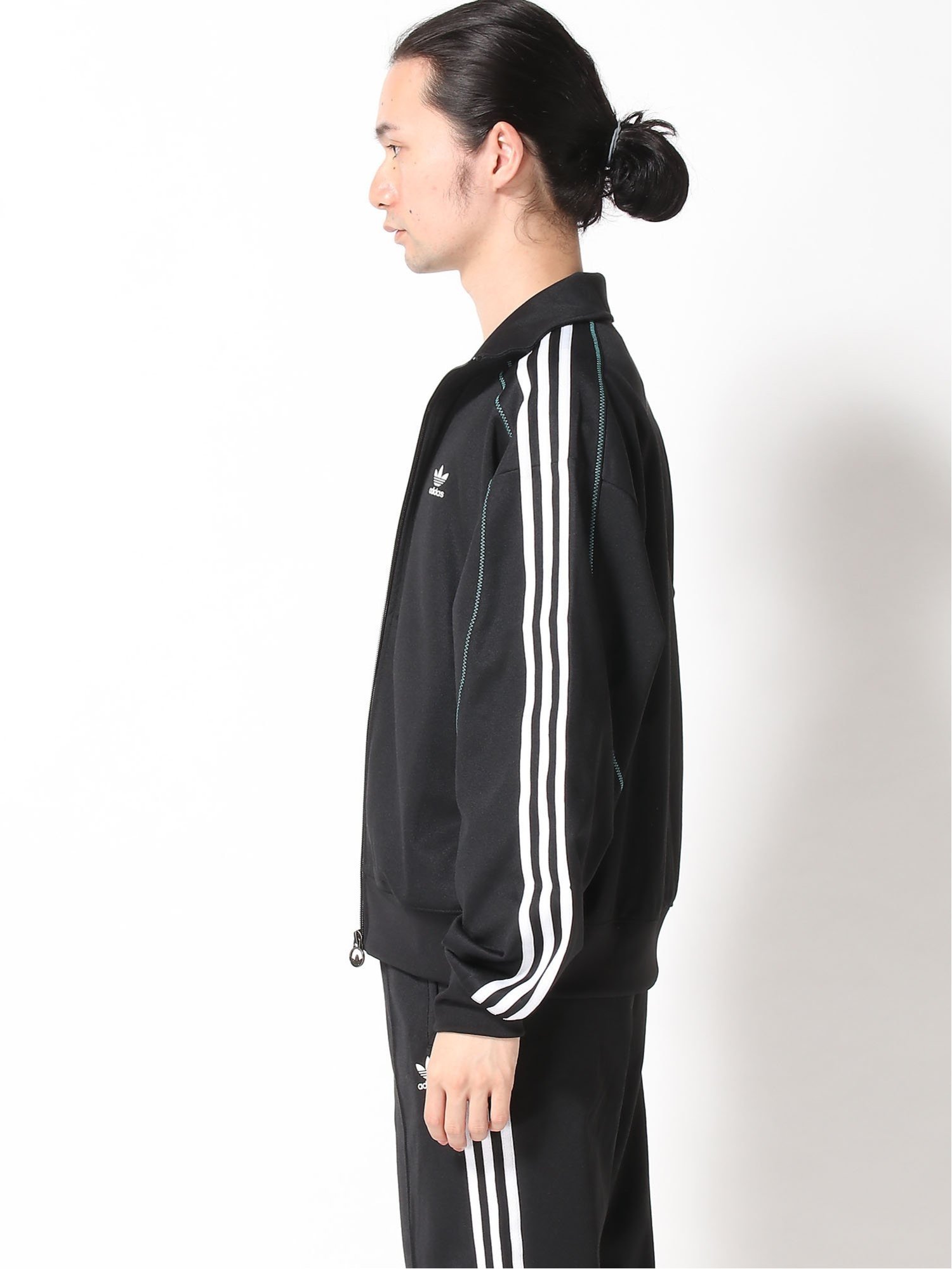 adidas Originals トラックジャケット（ジャージ） / アディダスオリジナルス（メンズ/レディース） アディダス スポーツ/水着 ジャージ ブラック【送料無料】