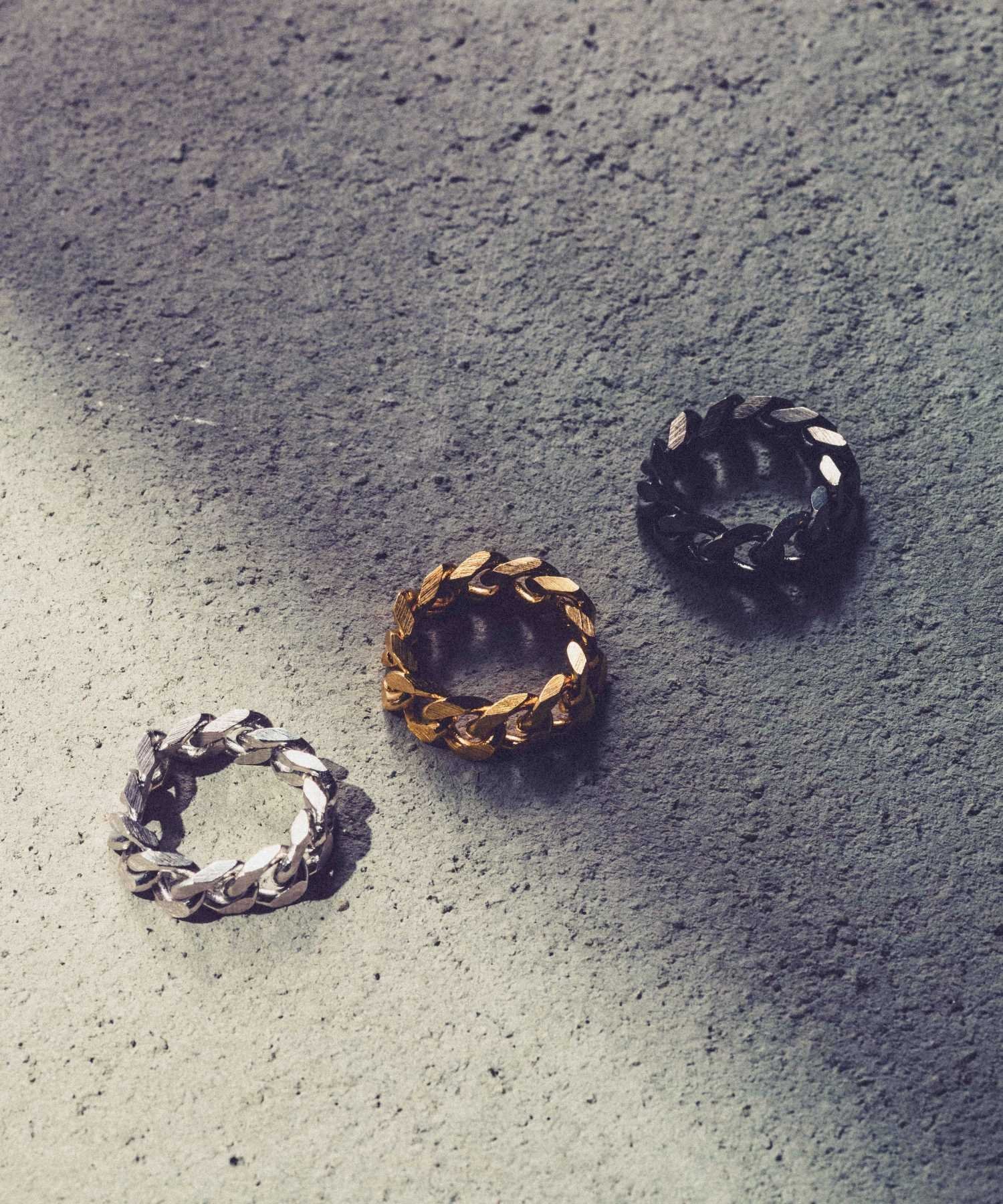Curb Chain Cutting Ring アンドクラウド アクセサリー・腕時計 リング・指輪 イエロー ブラック シルバー