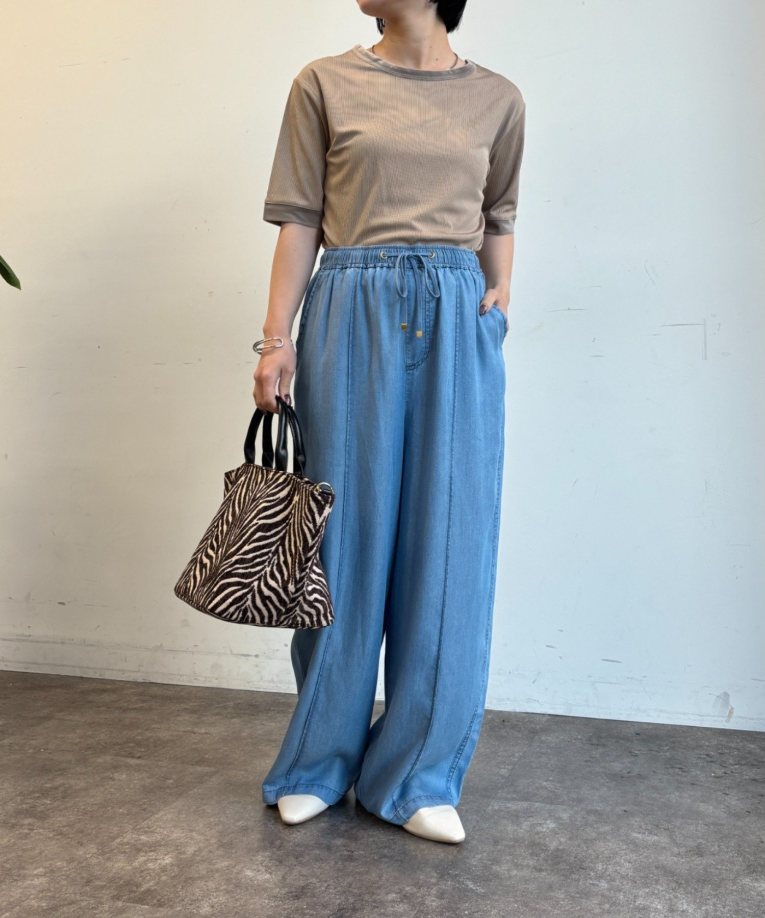 Jena espace merveilleux テンセルデニムイージーパンツ ジェナエスパスメルヴェイユ パンツ ジーンズ・デニムパンツ ブルー グレー