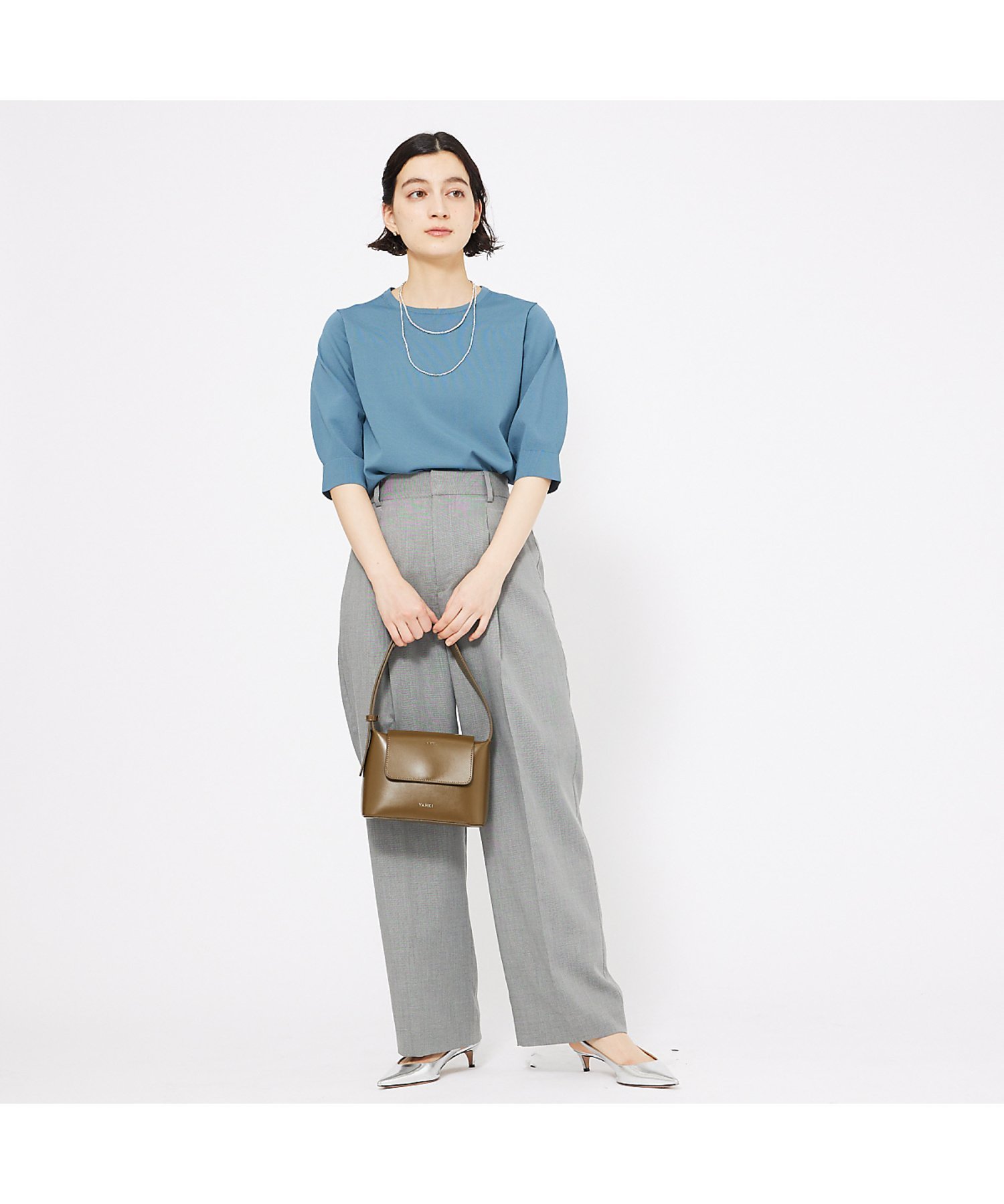 qualite シャークスキンストレートパンツ カリテ パンツ スラックス・ドレスパンツ グレー ピンク