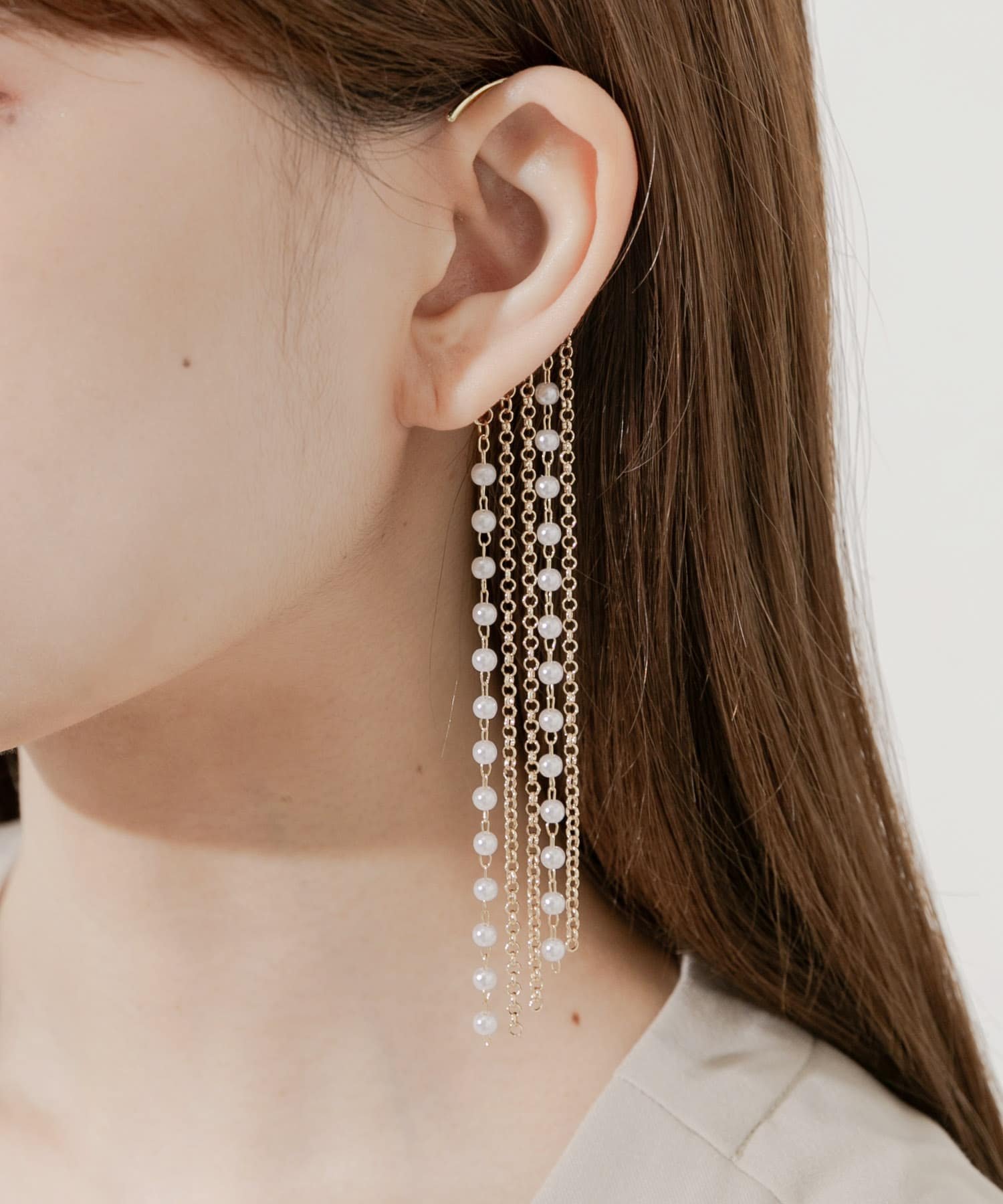 SMELLY ロングチェーンパールイヤーフック スメリー アクセサリー・腕時計 イヤリング・イヤーカフ