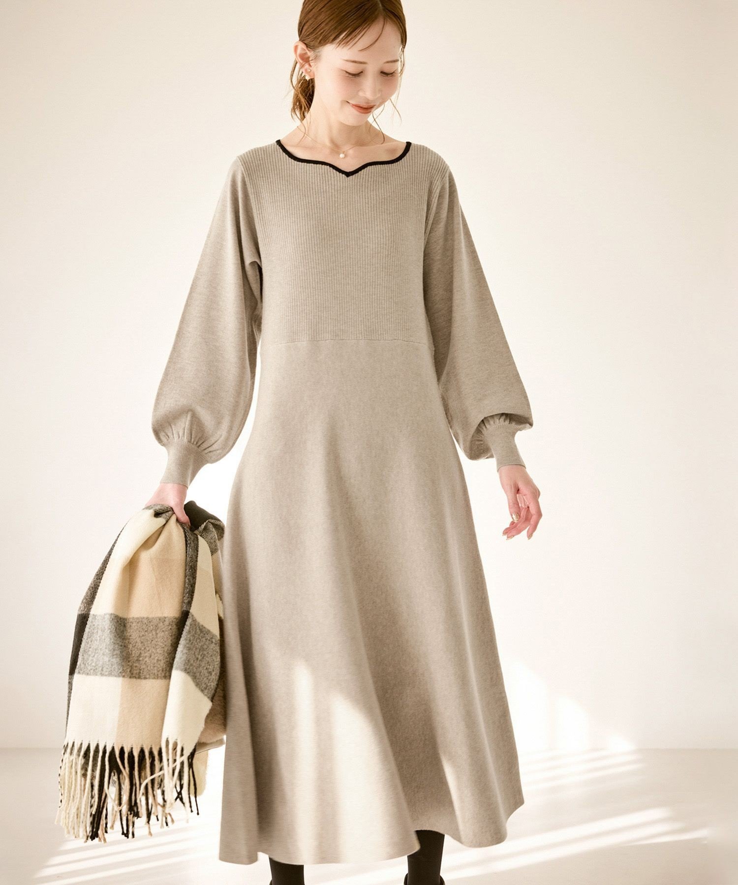 ROPE' PICNIC ハートネックニットワンピース ロペピクニック ワンピース・ドレス ワンピース ベージュ ブラック【送料無料】のサムネイル