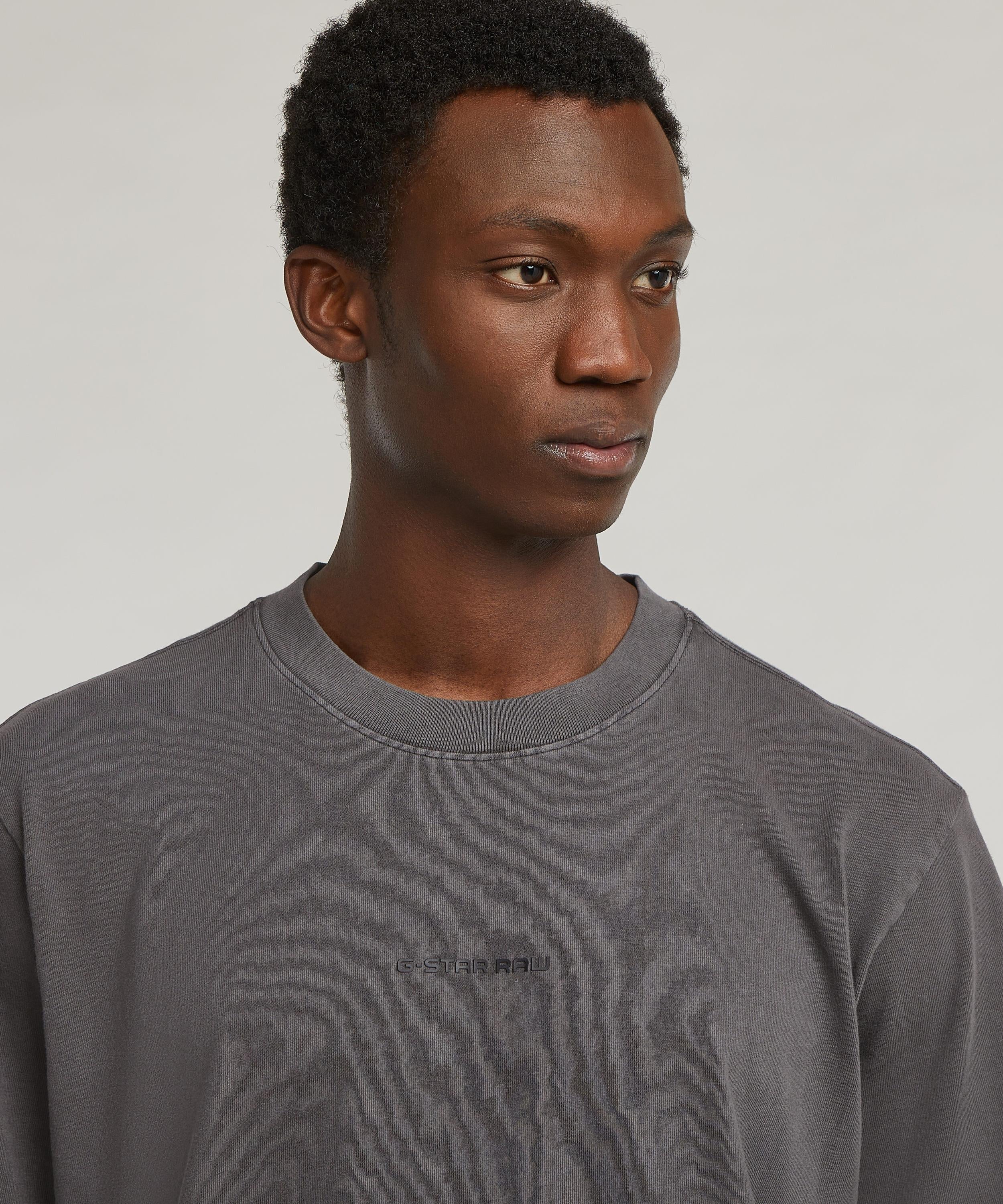 【公式ショップ】Overdyed Center Chest Loose T-Shirt/オーバーダイブランドロゴオーバーサイズTシャツ ジースターロゥ トップス カットソー・Tシャツ ブラック
