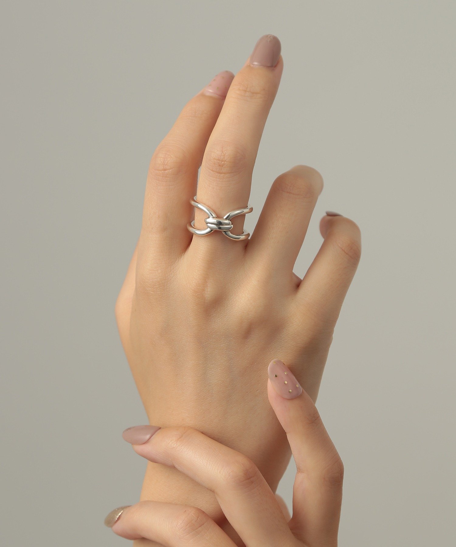 PHILIPPE AUDIBERT PHILIPPE AUDIBERT/クロスノットデザインリング bague Bly laiton ring BG5014 25SS セットアップセブン アクセサリー・腕時計 リング・指輪 ブラック
