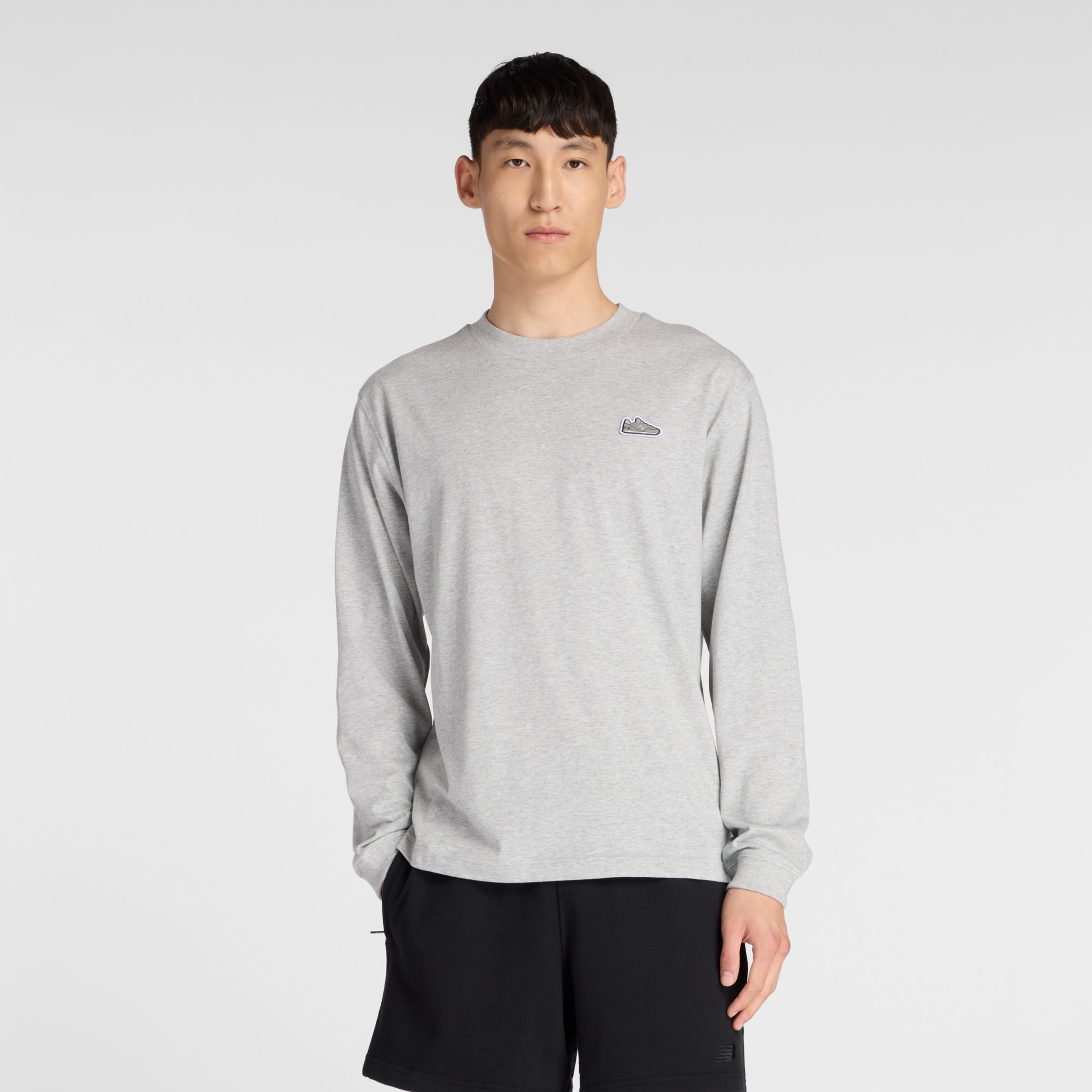 【SALE／30%OFF】New Balance 574 シューパッチロングスリーブTシャツ ニューバランス トップス カットソー・Tシャツ ブラック【送料無料】