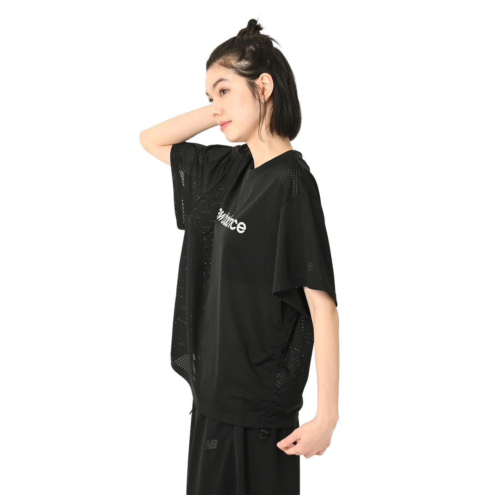 ロゴメッシュショートスリーブ ニューバランス トップス カットソー・Tシャツ ブラック