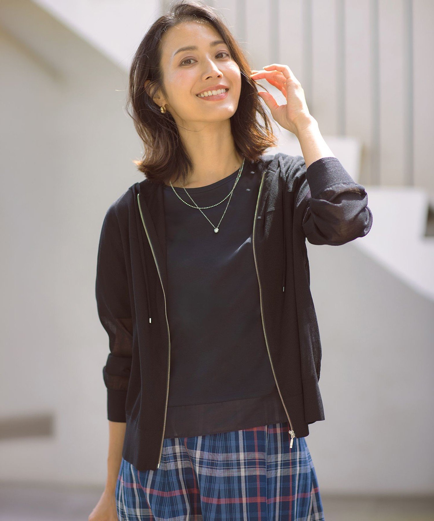 J.PRESS 【WEB限定カラーあり】SHEER LIGHT KNIT パーカー ジェイプレス トップス パーカー・フーディー グレー ネイビー ホワイト ブラック ブルー【送料無料】