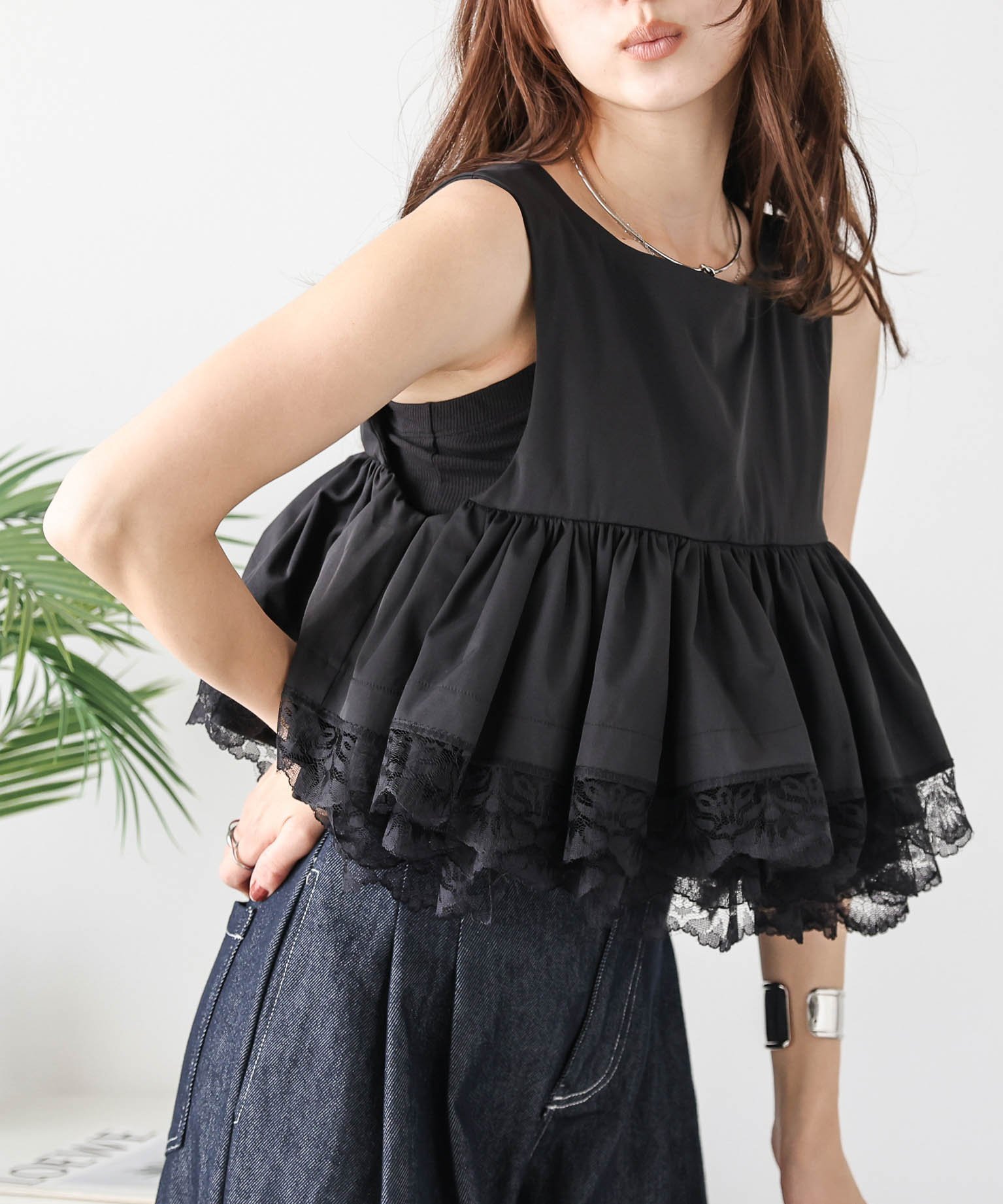 La-gemme ティアードレーストップス ラジュール トップス ノースリーブ・タンクトップ ブラック ホワイト