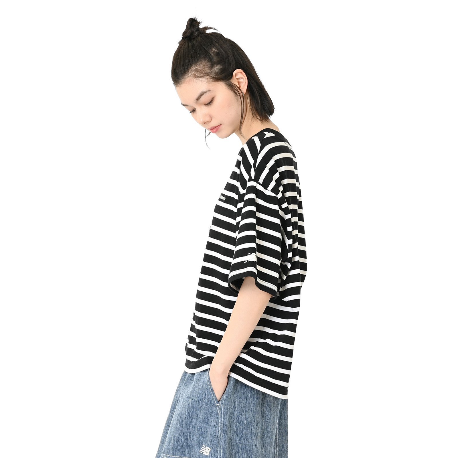 シューパッチストレイプドショートスリーブ ニューバランス トップス カットソー・Tシャツ ブラック