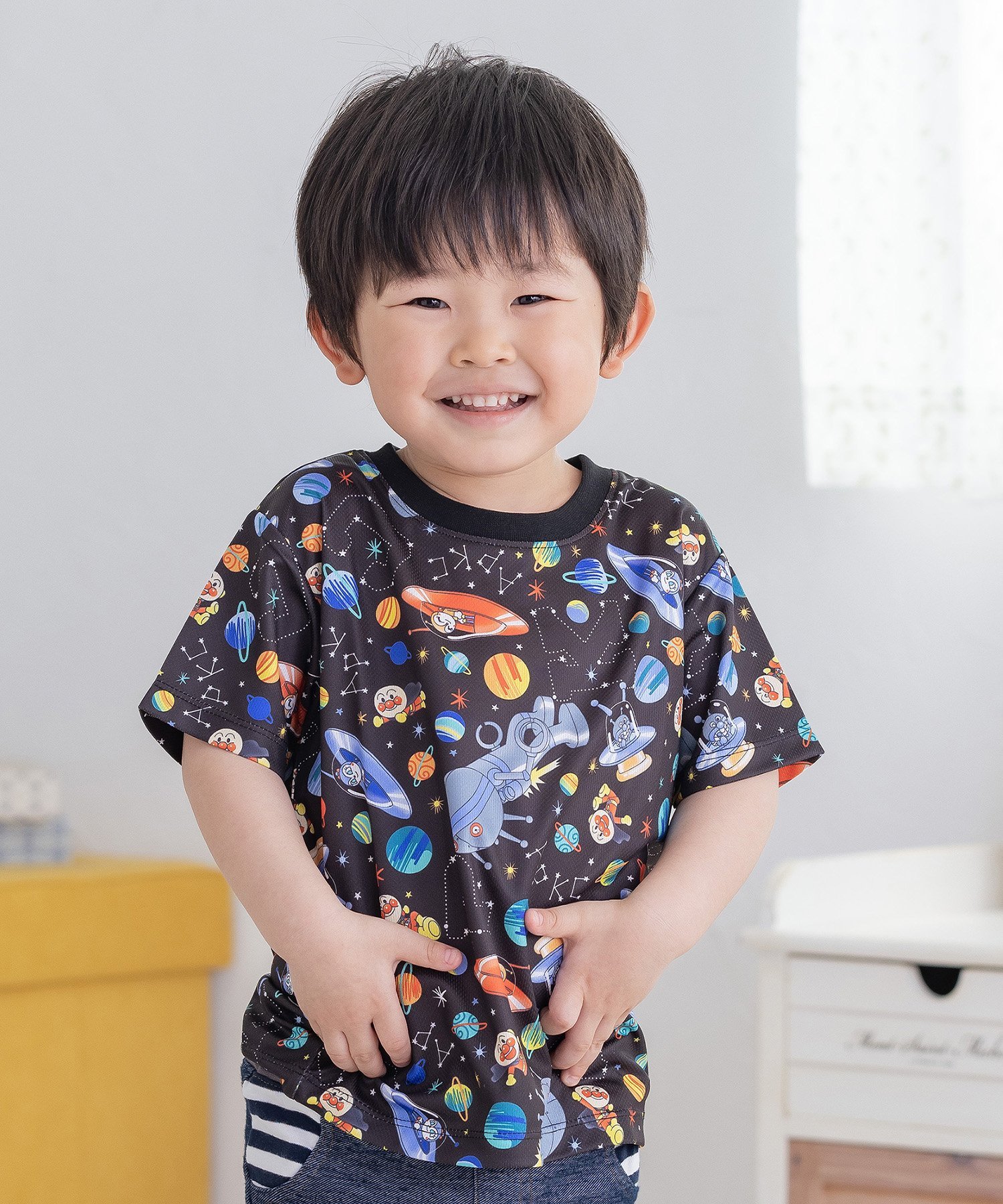 ANPANMAN KIDS COLLECTION APKC/(K)宇宙柄ドライTシャツ アンパンマンキッズコレクション トップス カットソー Tシャツ ブラック