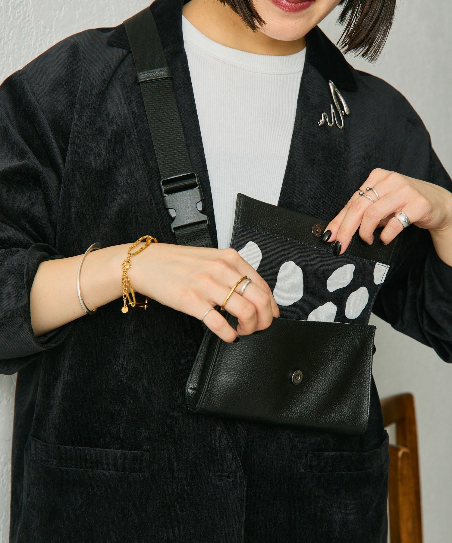 ear PAPILLONNER 《インフルエンサーuchida企画/本革》ミニワイドテープショルダーバッグ イア パピヨネ 財布・ポーチ・ケース その他の財布・...