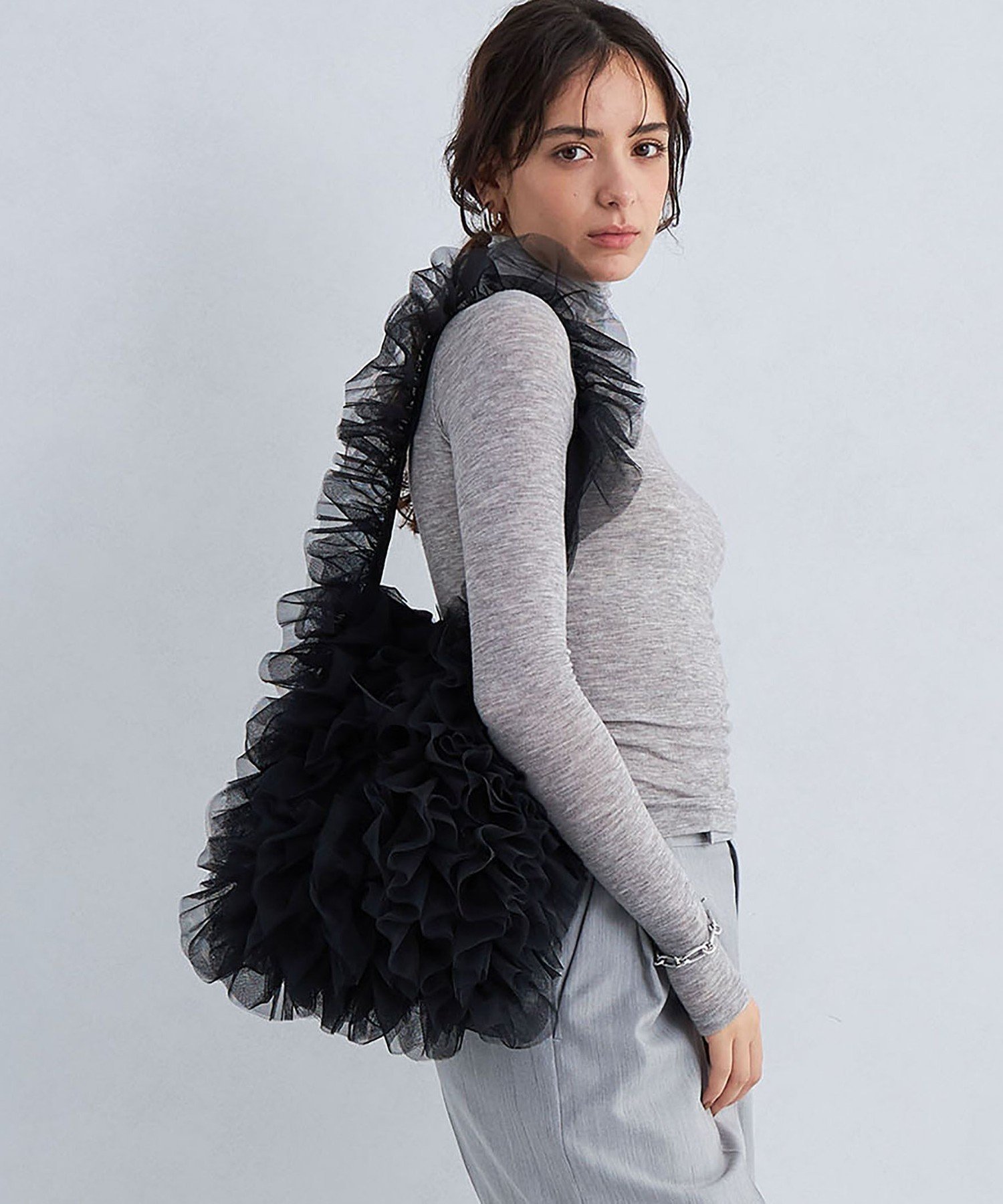 UNITED ARROWS green label relaxing ＜CLANATE＞フリルバッグ / ショルダーバッグ ユナイテッドアローズ グリーンレーベルリラクシング バッグ ショルダーバッグ ブラック グレー グリーン【送料無料】