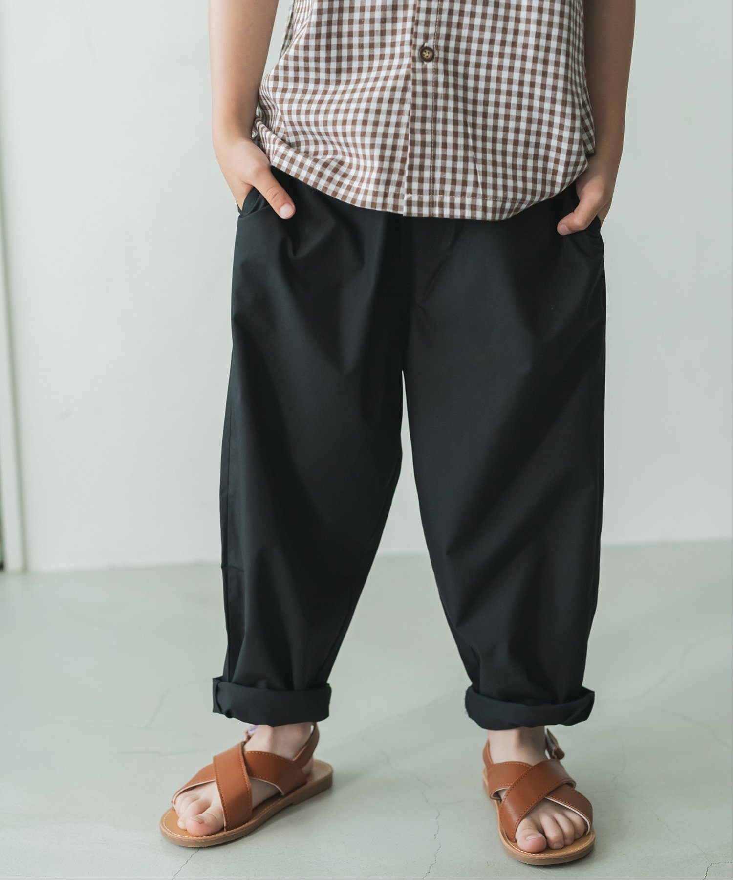 【SALE／20%OFF】riziere ベーシックテーパードパンツ リジェール パンツ その他のパンツ ブラック グレー ホワイト カーキ ブラウンのサムネイル