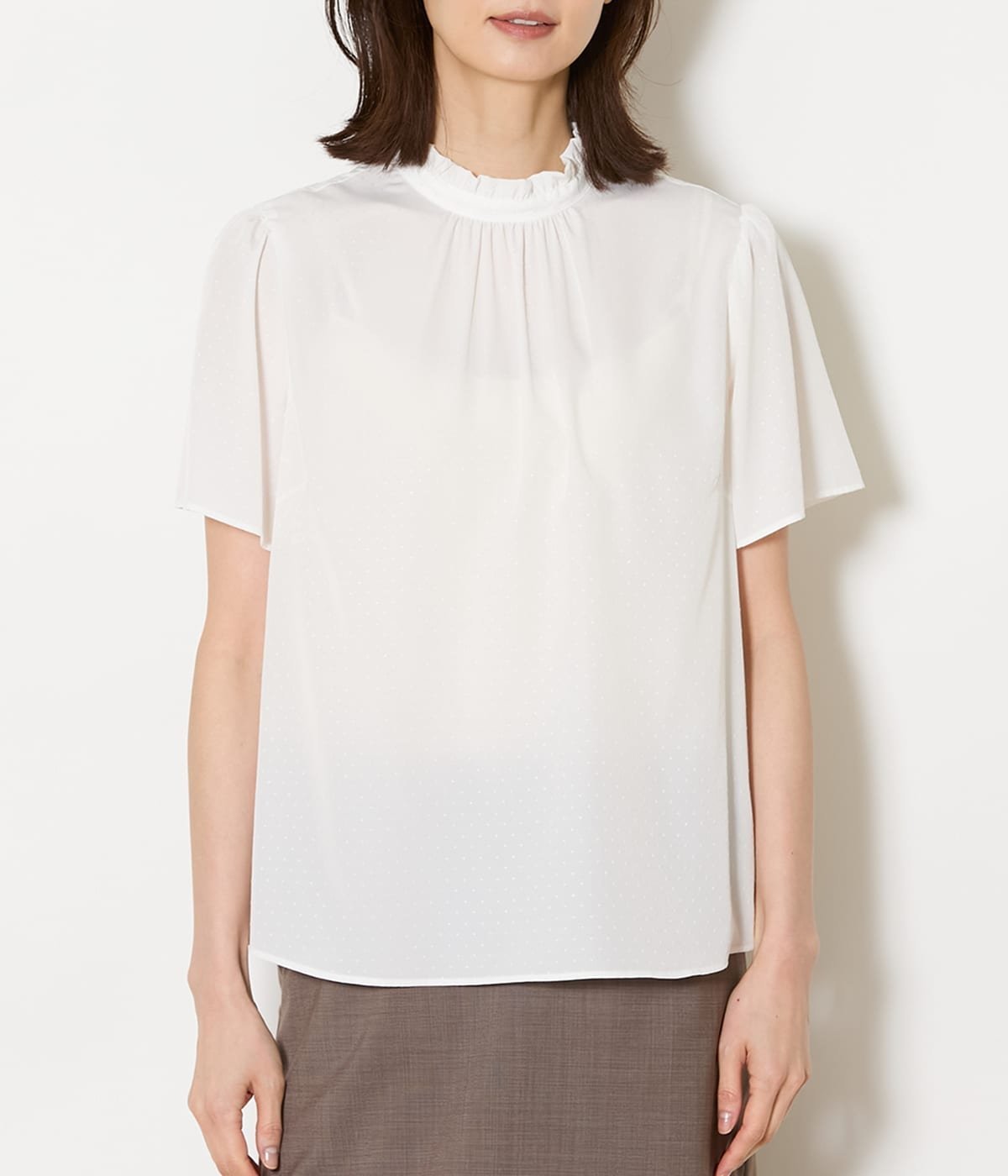NEWYORKER WOMEN L-SIZE 【L】ミニドットデシン スタンドフリル半袖ブラウス ニューヨーカー エルサイズ トップス シャツ・ブラウス ホワイト