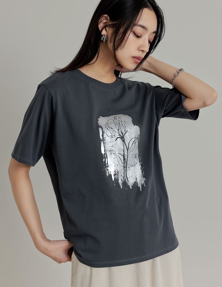【SALE／60%OFF】Re:EDIT 接触冷感・UV天竺箔フラワーTシャツ リエディ トップス カットソー・Tシャツ ホワイト ブラック グレー stylife-15052000 Rakuten Fashion サンプル画像3