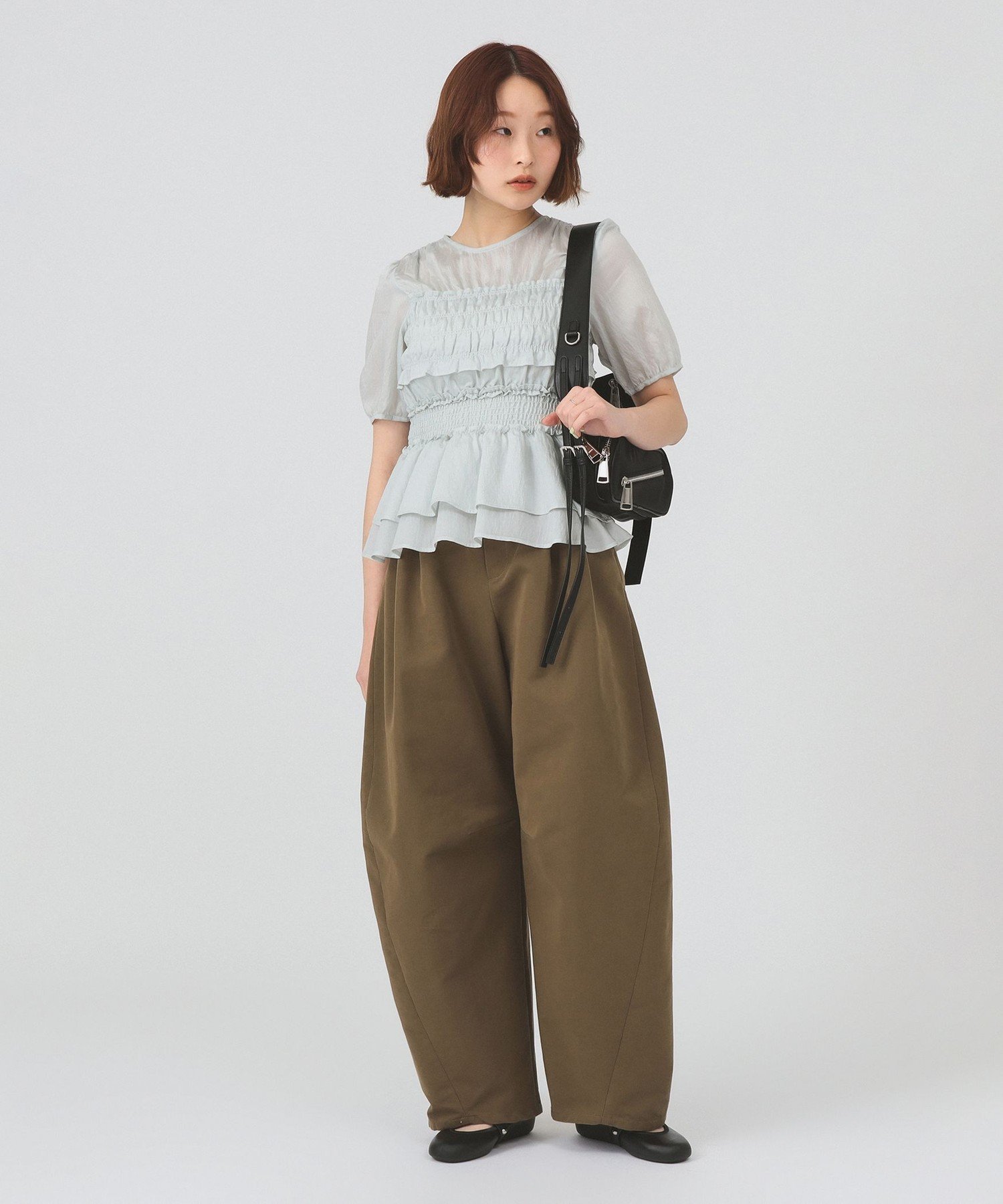 2タック カーブ バレル チノパンツ ビームス ウイメン パンツ チノパンツ ブラウン ベージュ