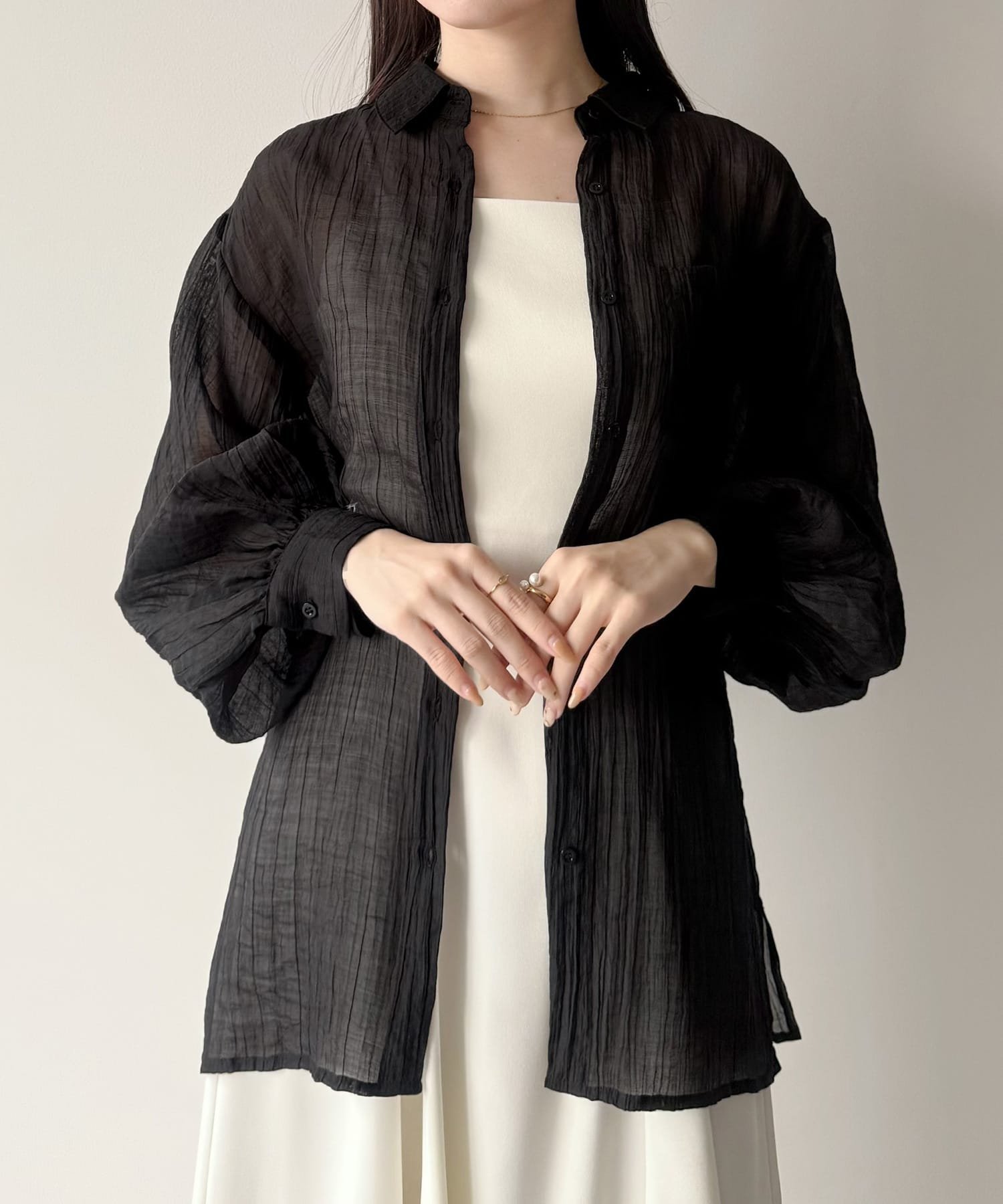 其它 - 【SALE／26%OFF】JUNOAH mipiarl ボリュームスリーブシアーシャツ ジュノア トップス シャツ・ブラウス ホワイト ブラック【送料無料】