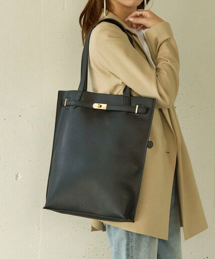 【SALE/20%OFF】&MyuQ &MyuQ/AGLAIA トートバッグ A4サイズ収納可 カセットチャート バッグ トートバッグ ブラック【送料無料】 【SALE/20%OFF】&MyuQ &MyuQ/AGLAIA トートバッグ A4サイズ収納可 カセットチャート バッグ トートバッグ ブラック【送料無料】