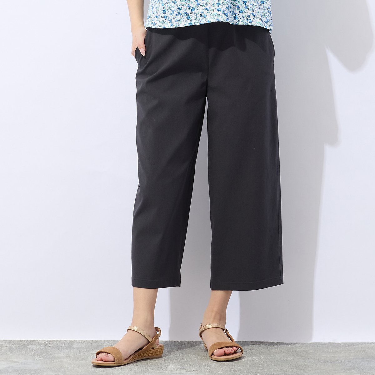 Liliane Burty Eclat 【洗える】接触冷感クロップドパンツ リリアンビューティ エクラ パンツ その他のパンツ ネイビー ブラウン