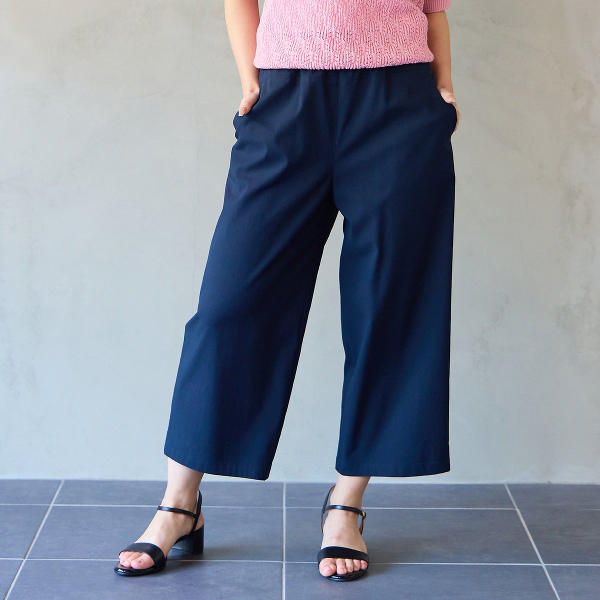 Liliane Burty Eclat 【洗える】接触冷感クロップドパンツ リリアンビューティ エクラ パンツ その他のパンツ ネイビー ブラウン