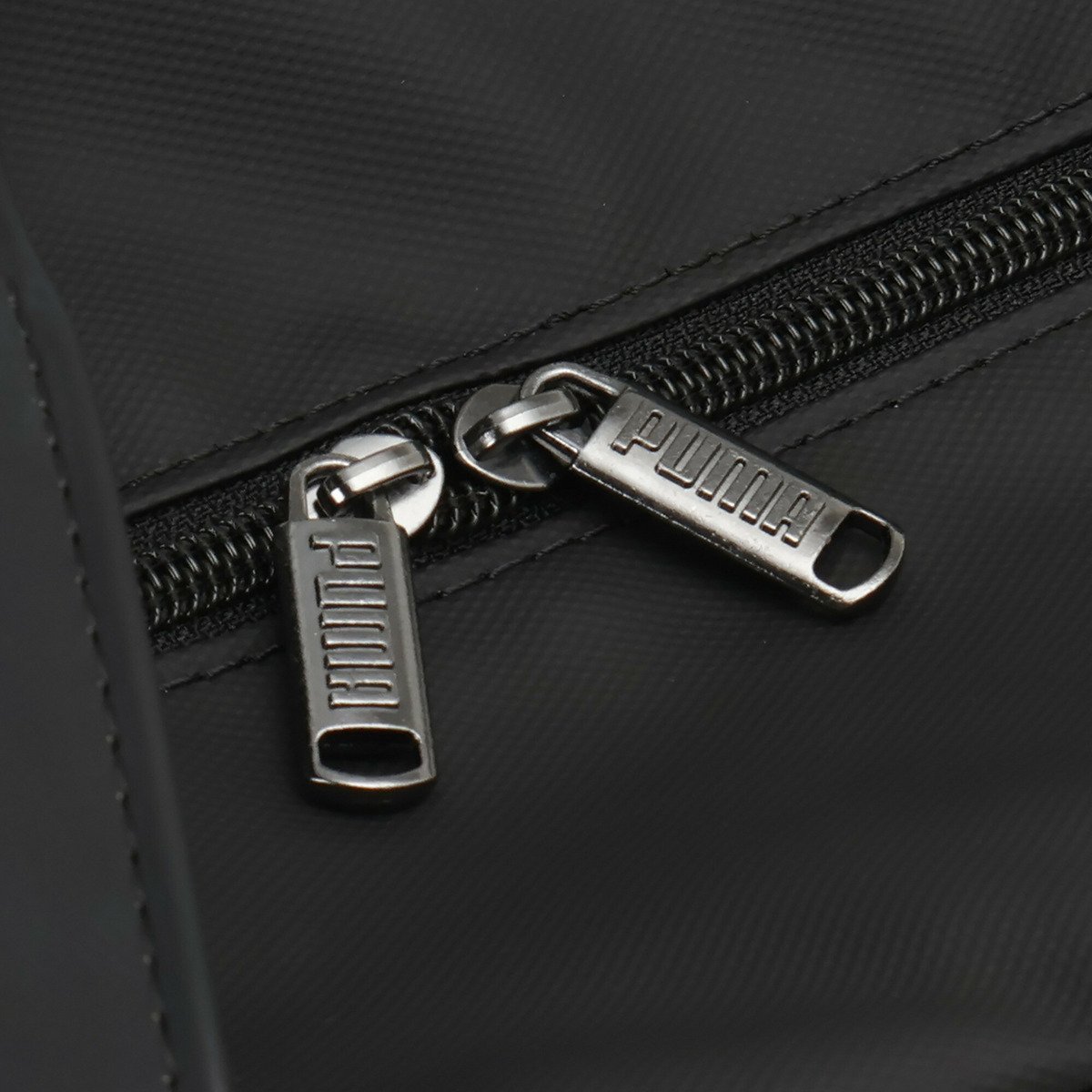 ユニセックス ゴルフ ベーシックロゴ ボストンバッグ 30L BASIC LOGO BOSTON BAG プーマ バッグ ボストンバッグ ブラック