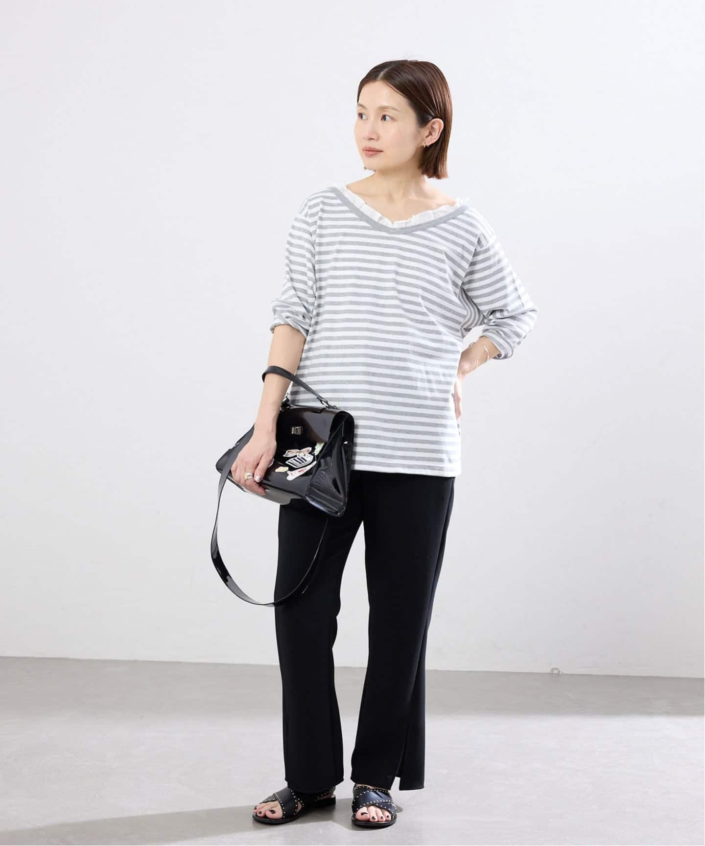 IENA BLACK フリル付きボーダーカットソー イエナ トップス カットソー・Tシャツ グレー ブラウン