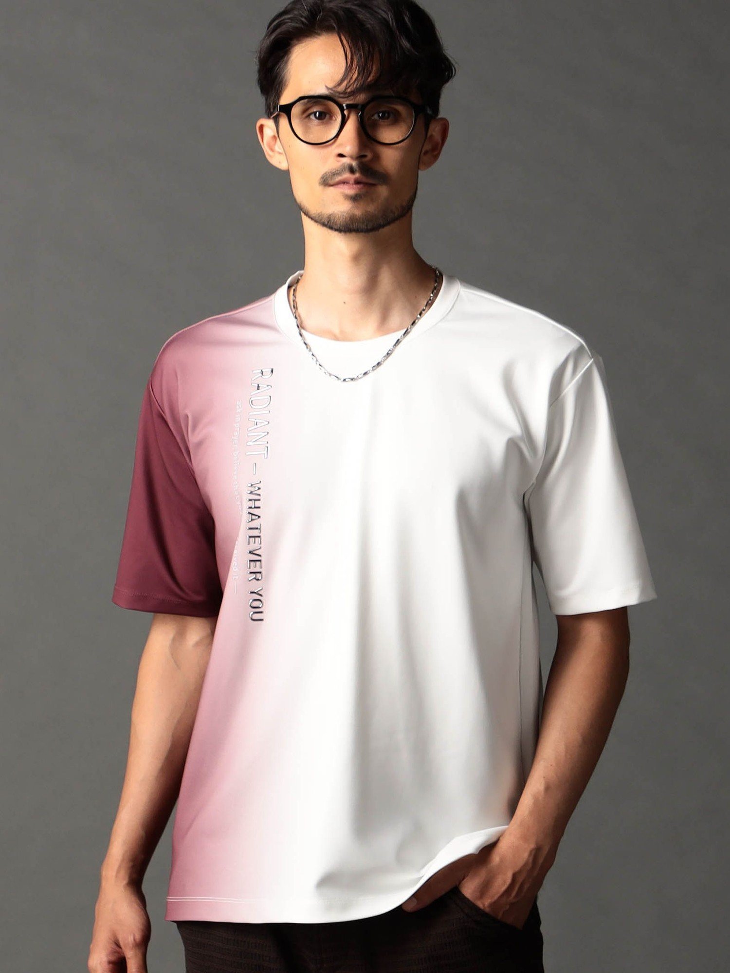 NICOLE CLUB FOR MEN ストレッチポンチ 縦ロゴグラデーションTシャツ ニコル トップス カットソー・Tシャツ ワインレッド グレー ブルー