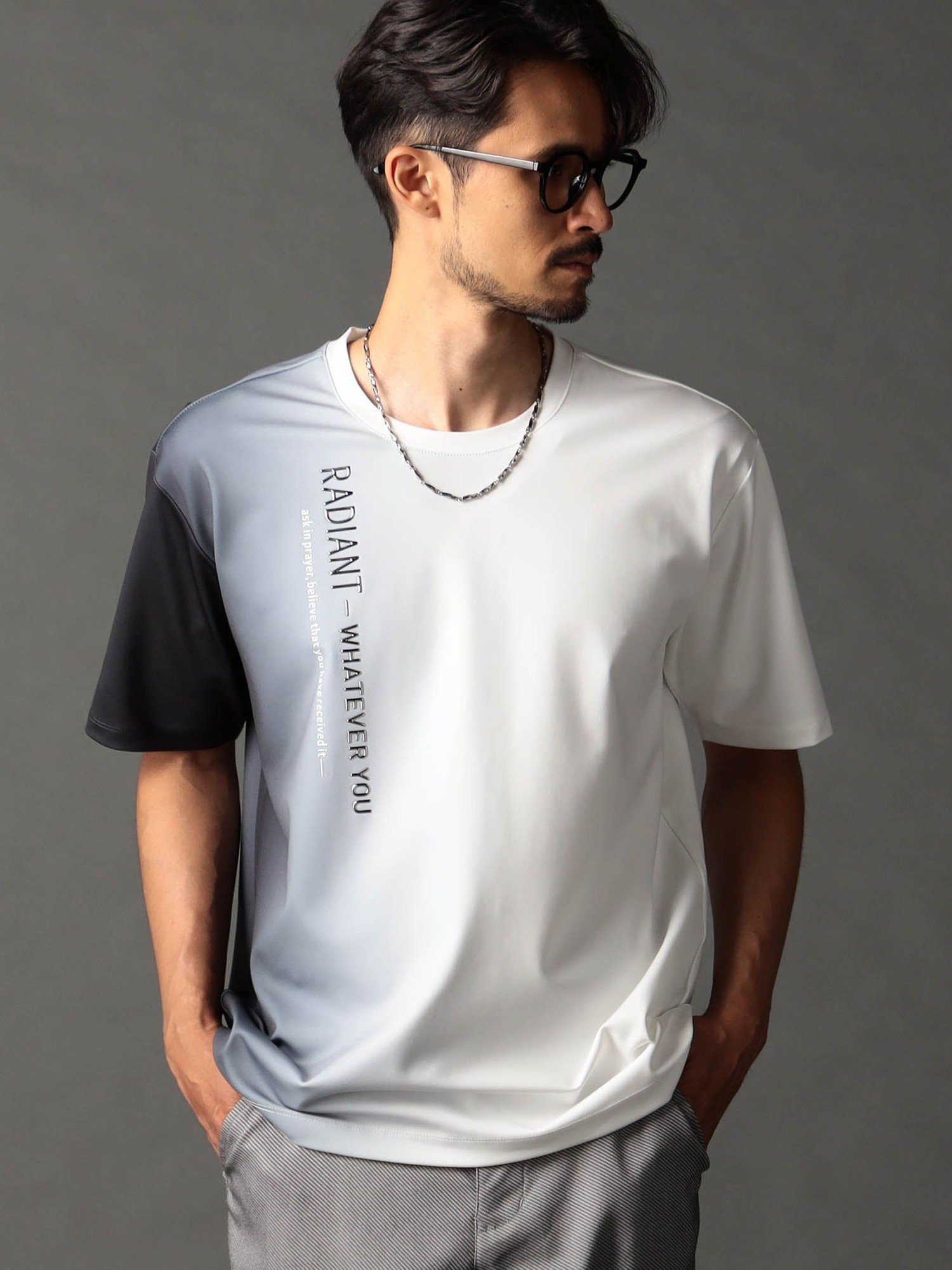 NICOLE CLUB FOR MEN ストレッチポンチ 縦ロゴグラデーションTシャツ ニコル トップス カットソー・Tシャツ ワインレッド グレー ブルー