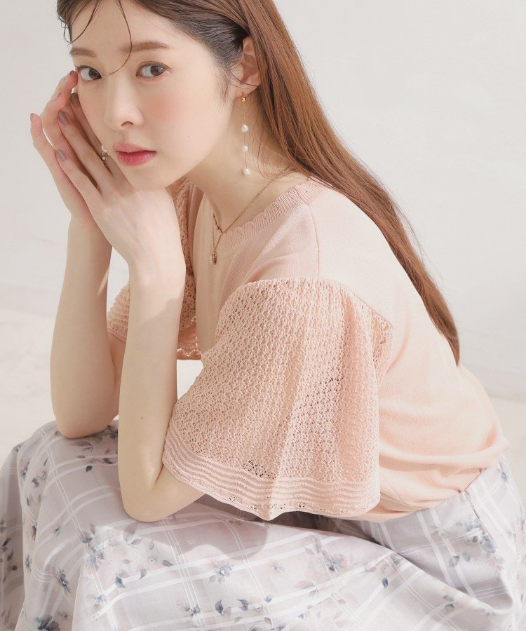 Couture Brooch 【アンサンブル可・UVカット・アンチピリング】透かしフレアー袖ニット クチュールブローチ トップス ニット ブラック ホワイト ピンク【送料無料】