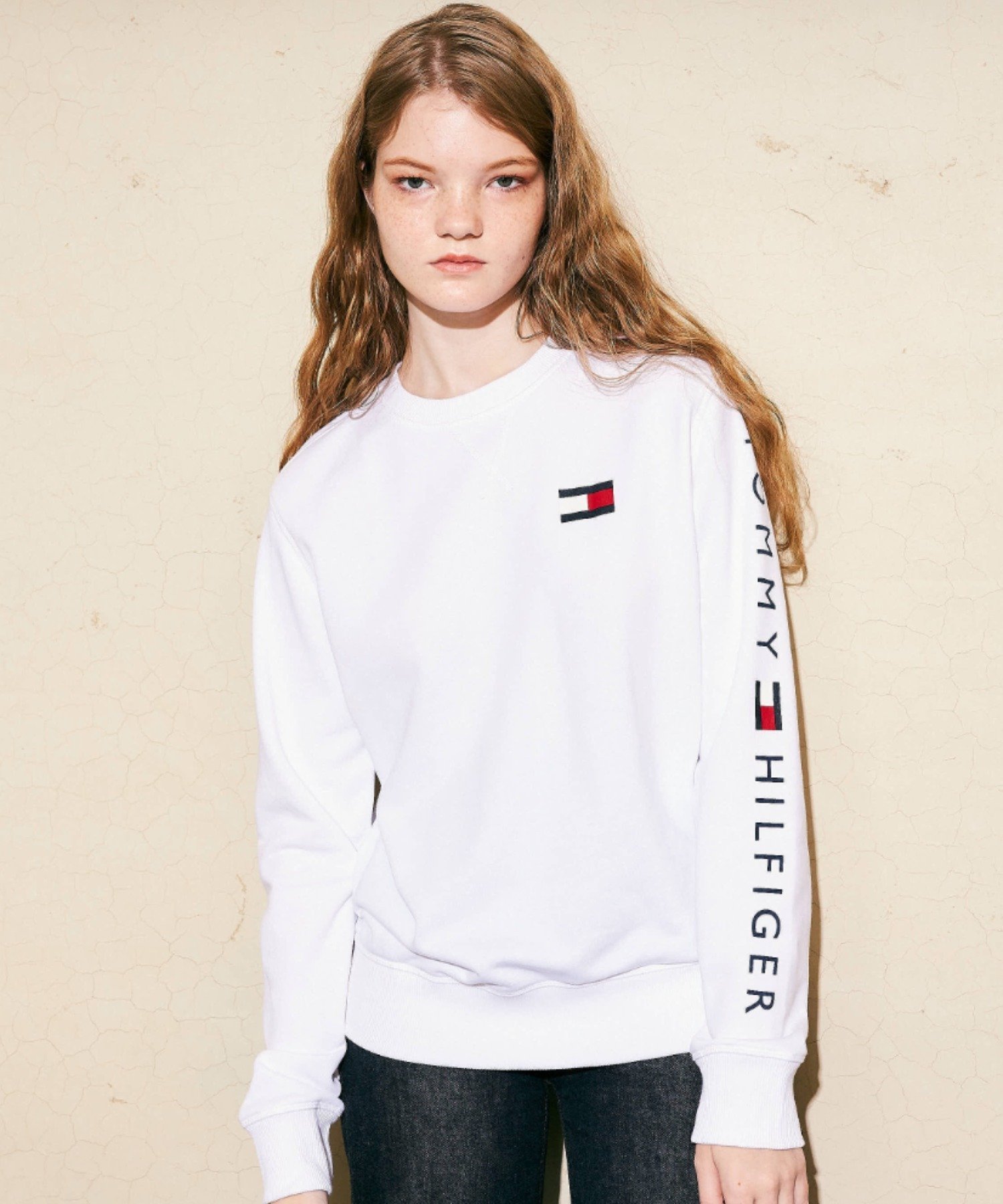 TOMMY HILFIGER (U)TOMMY HILFIGER(トミーヒルフィガー) フレンチテリー ロゴロングスリーブスウェット トミーヒルフィガー トップス スウェット・トレーナー ホワイト ネイビー グレー