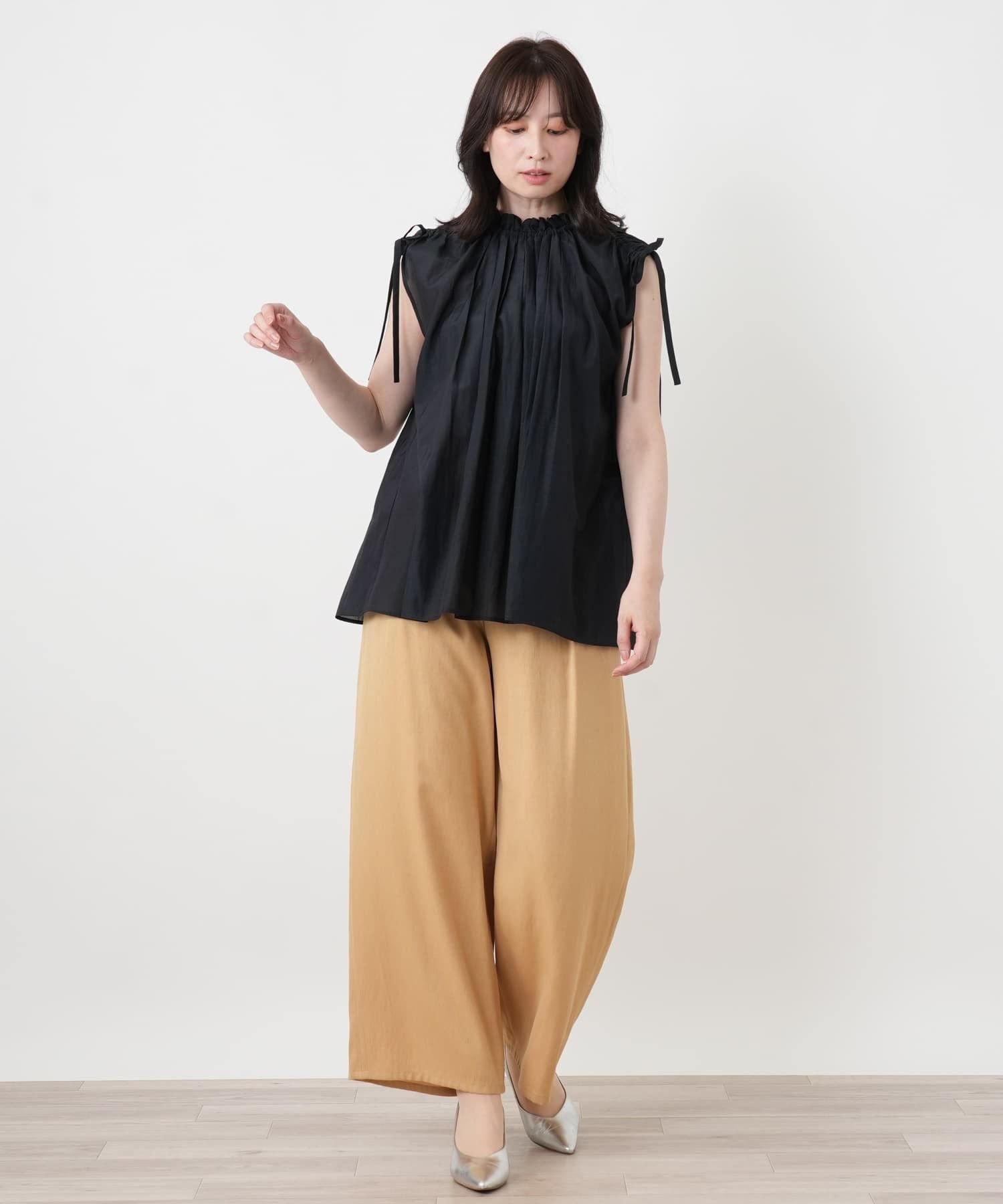 Leilian ノースリーブギャザーブラウス レリアン トップス シャツ・ブラウス ブラウン ネイビー