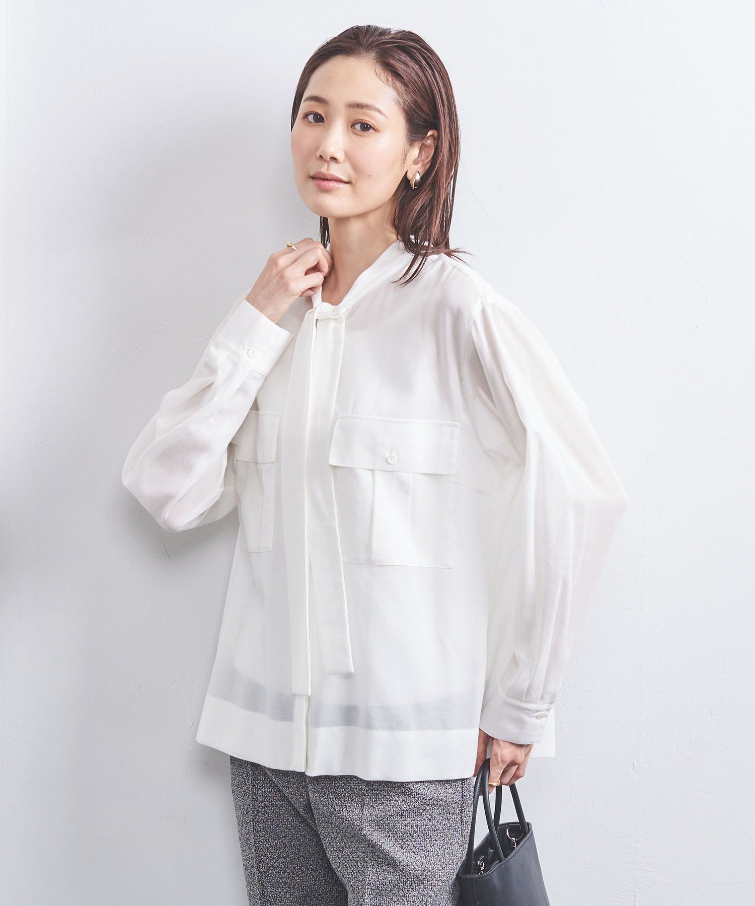 【SALE／70%OFF】UNITED ARROWS シアー ボウタイ ブラウス ユナイテッドアローズ アウトレット トップス シャツ・ブラウス ホワイト ブラック【送料無料】